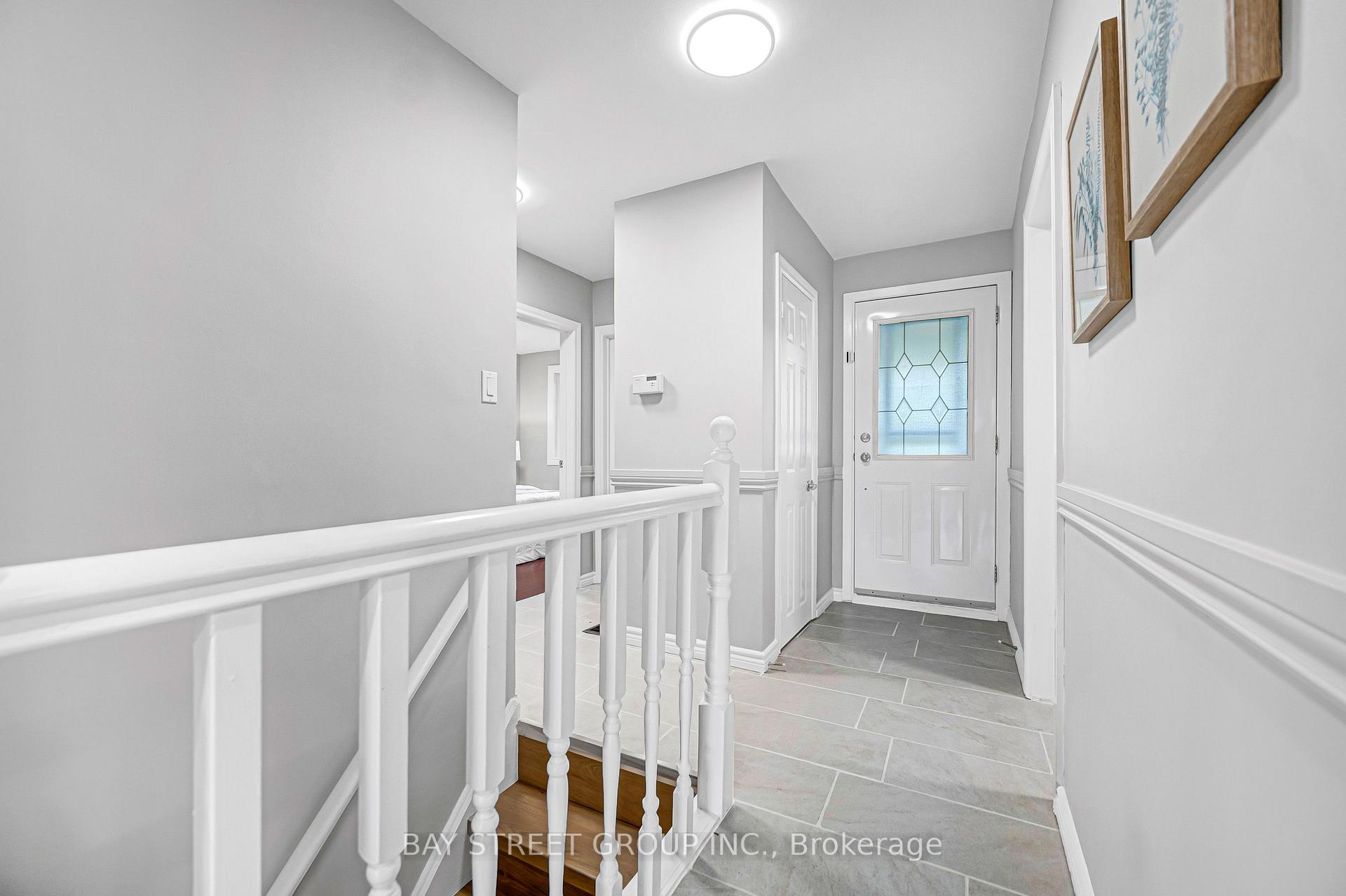 Photo 4 of 58 Billingsgate Crescent, Ajax, South East — HOMEH