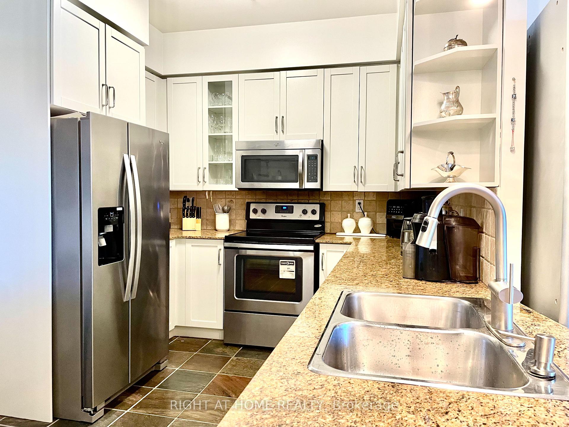 Photo 5 of Unit PH 23, 28 William Carson Crescent, North York, St. Andrew-Windfields — HOMEH