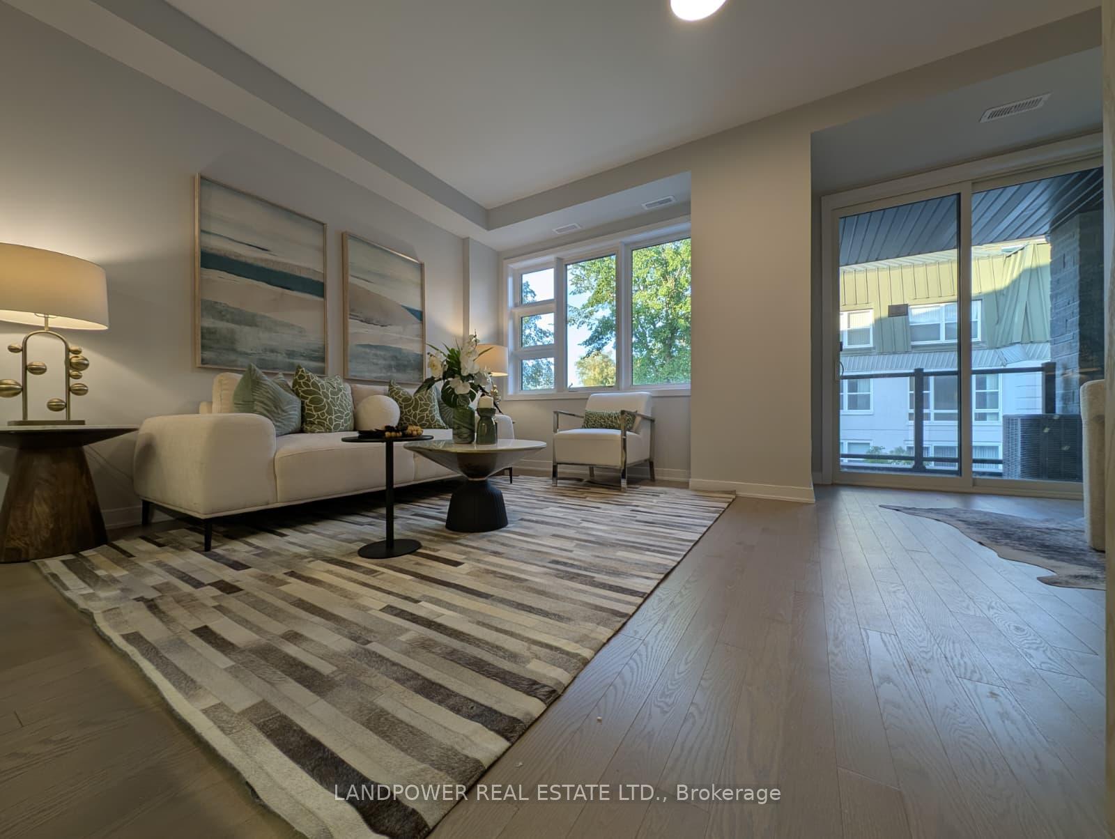 Photo 4 of 101 Anna Russell Way, Markham, Unionville — HOMEH