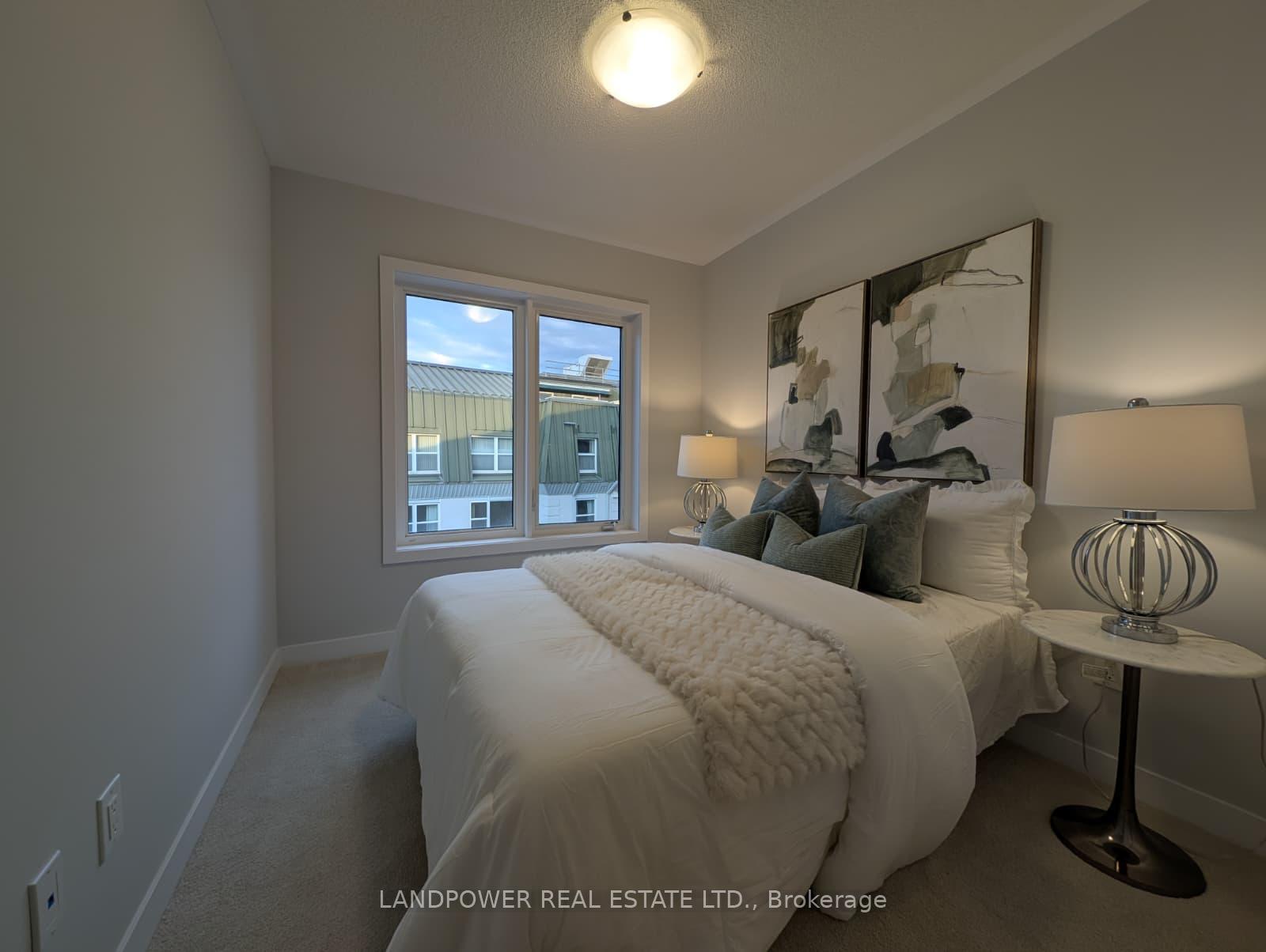 Photo 22 of 101 Anna Russell Way, Markham, Unionville — HOMEH