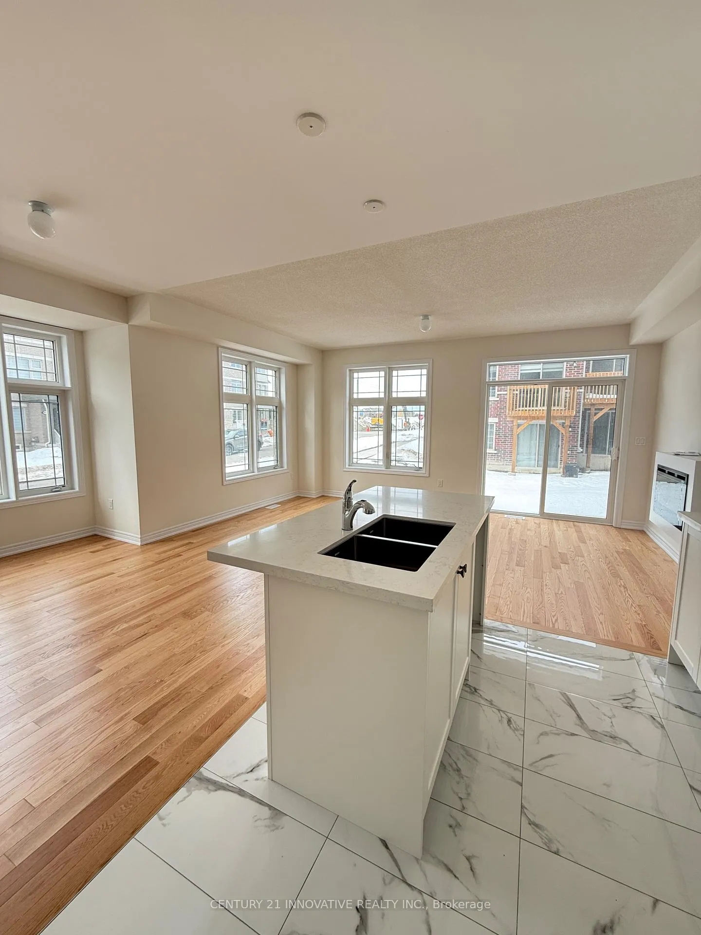 Photo 3 of Unit 06, 952 Cormorant Path, Pickering, Rural Pickering — HOMEH