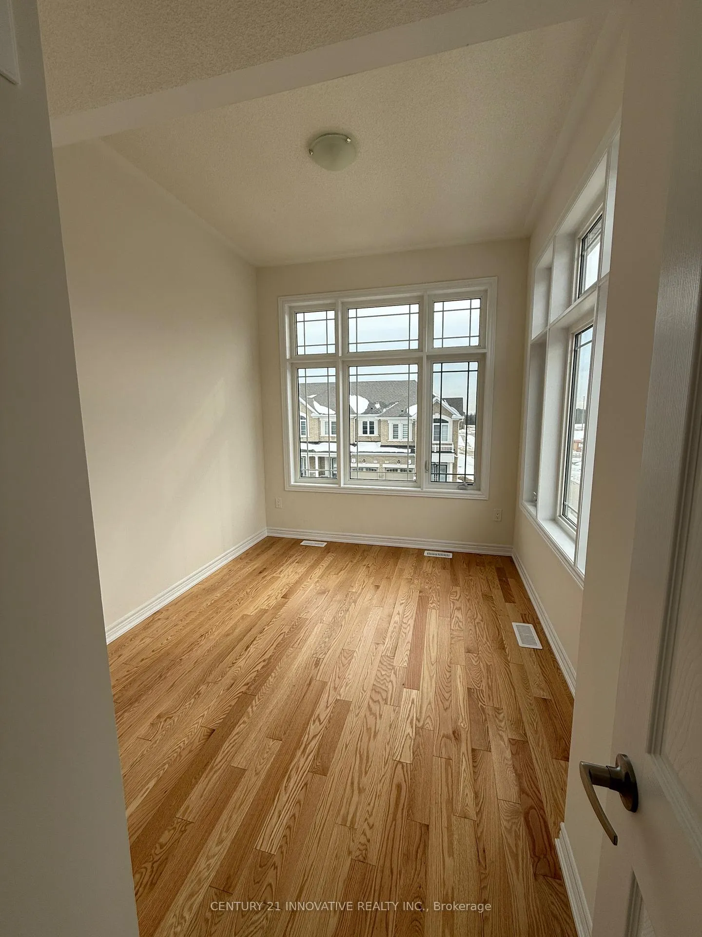 Photo 9 of Unit 06, 952 Cormorant Path, Pickering, Rural Pickering — HOMEH