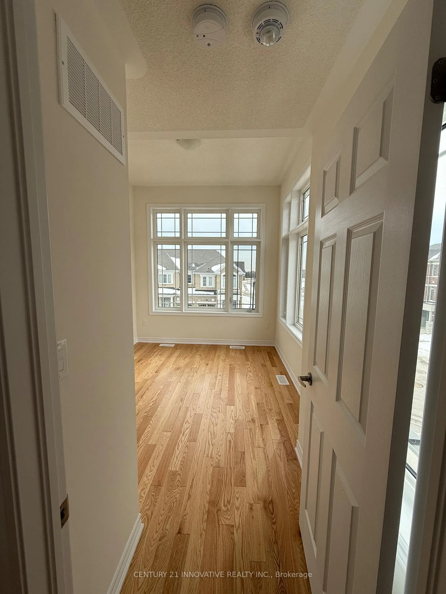 Photo 10 of Unit 06, 952 Cormorant Path, Pickering, Rural Pickering — HOMEH