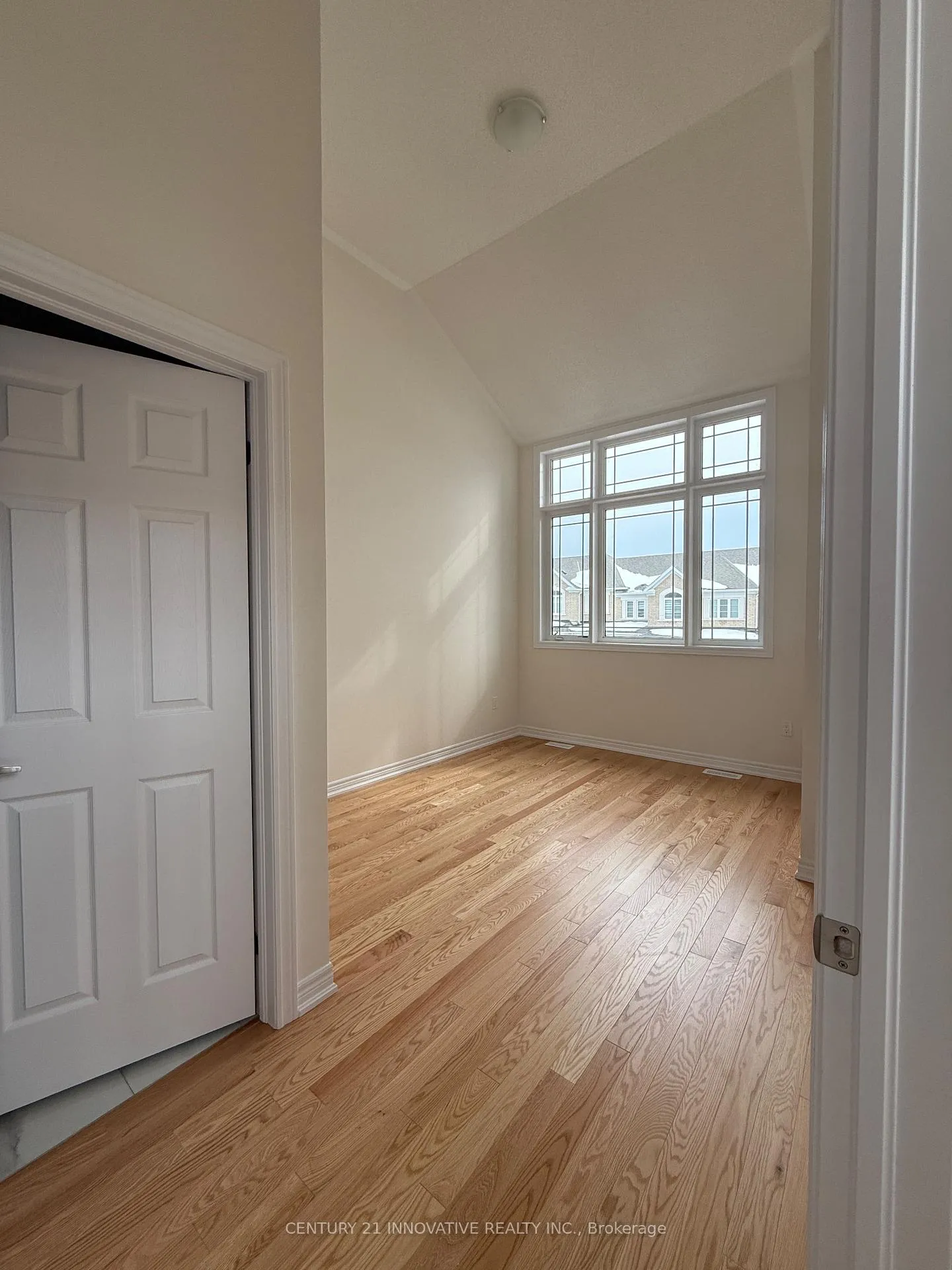 Photo 13 of Unit 06, 952 Cormorant Path, Pickering, Rural Pickering — HOMEH