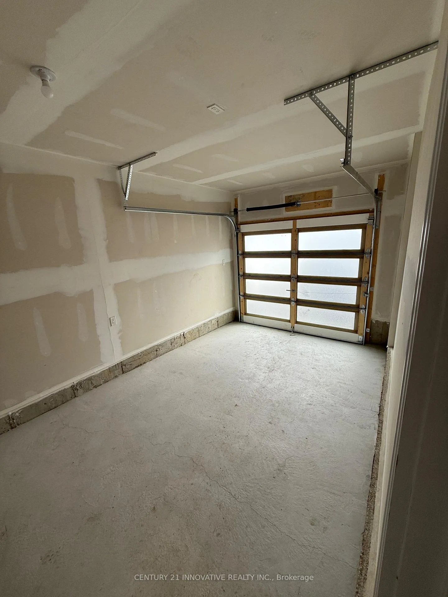 Photo 18 of Unit 06, 952 Cormorant Path, Pickering, Rural Pickering — HOMEH