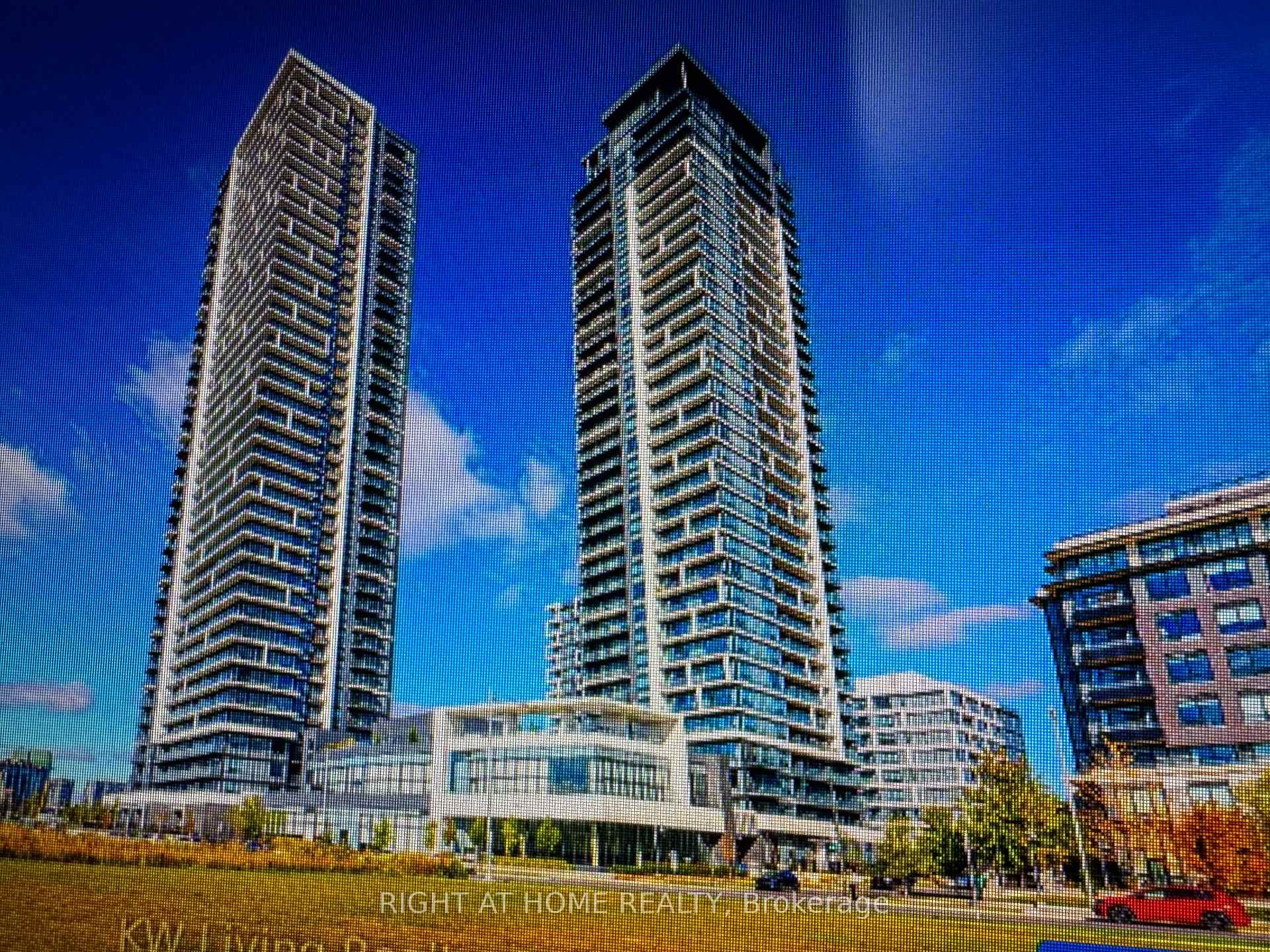 Photo 2 of Unit 3206, 8 Water Walk Drive, Markham, Unionville — HOMEH