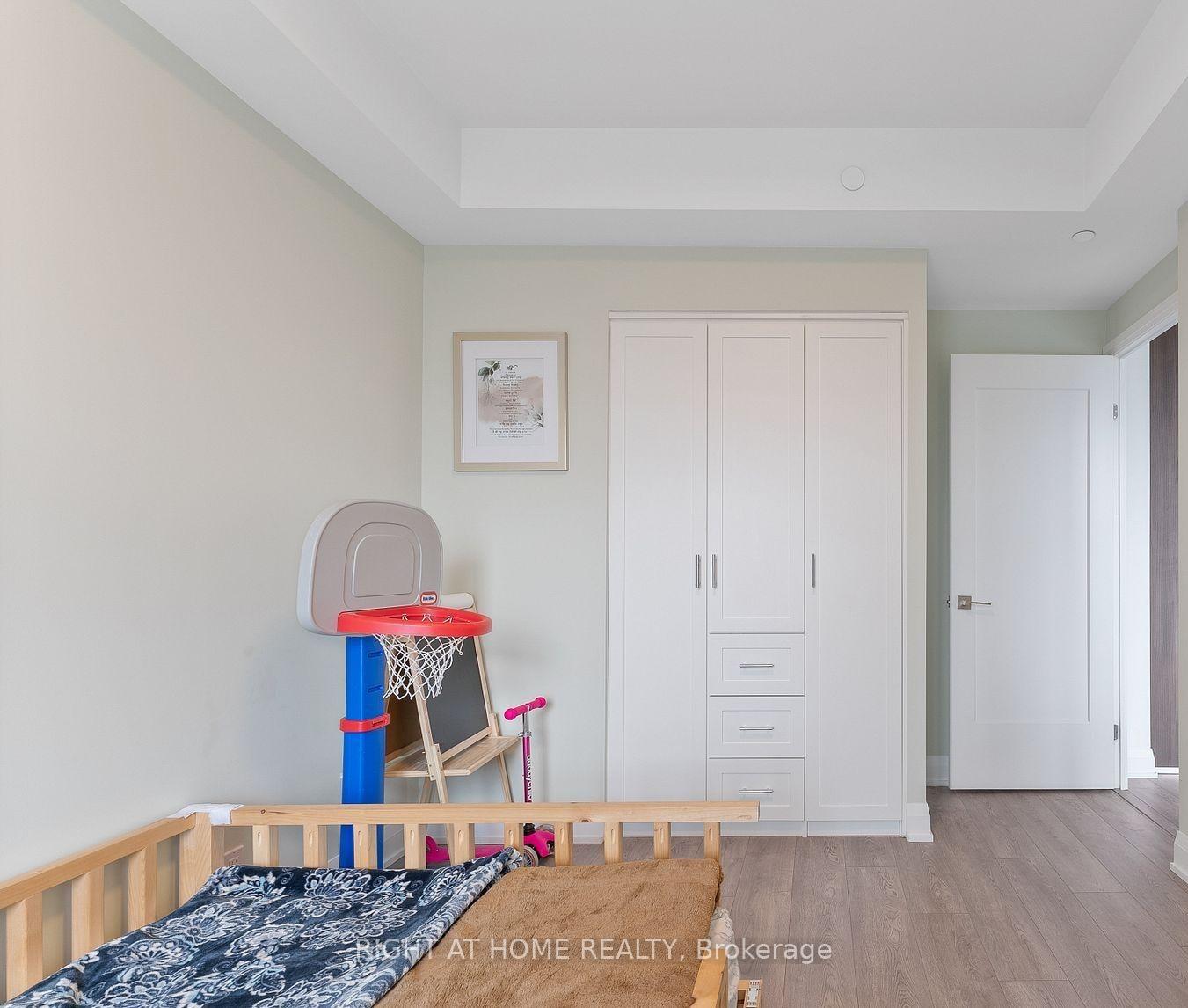 Photo 10 of Unit 3206, 8 Water Walk Drive, Markham, Unionville — HOMEH