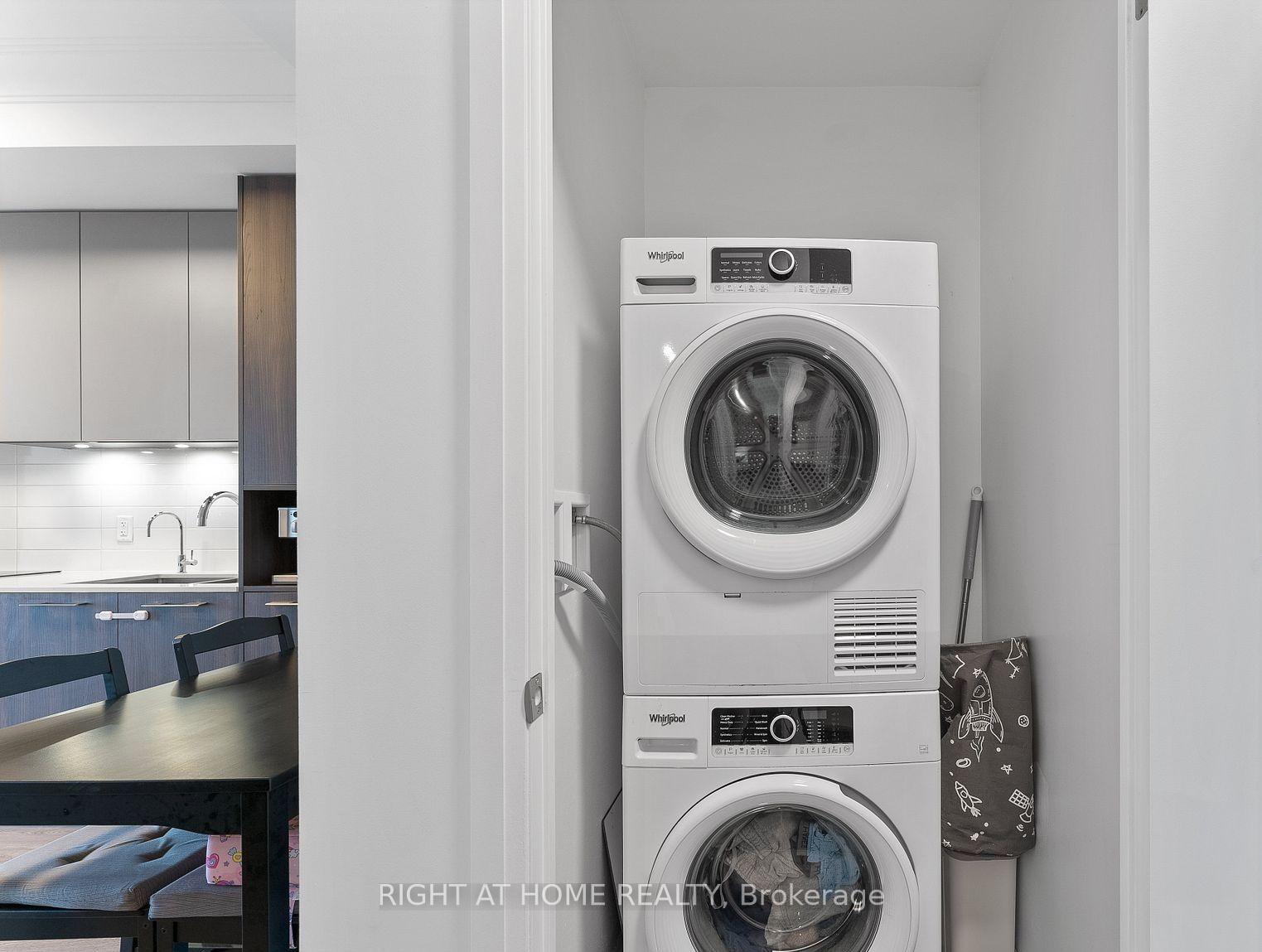 Photo 12 of Unit 3206, 8 Water Walk Drive, Markham, Unionville — HOMEH