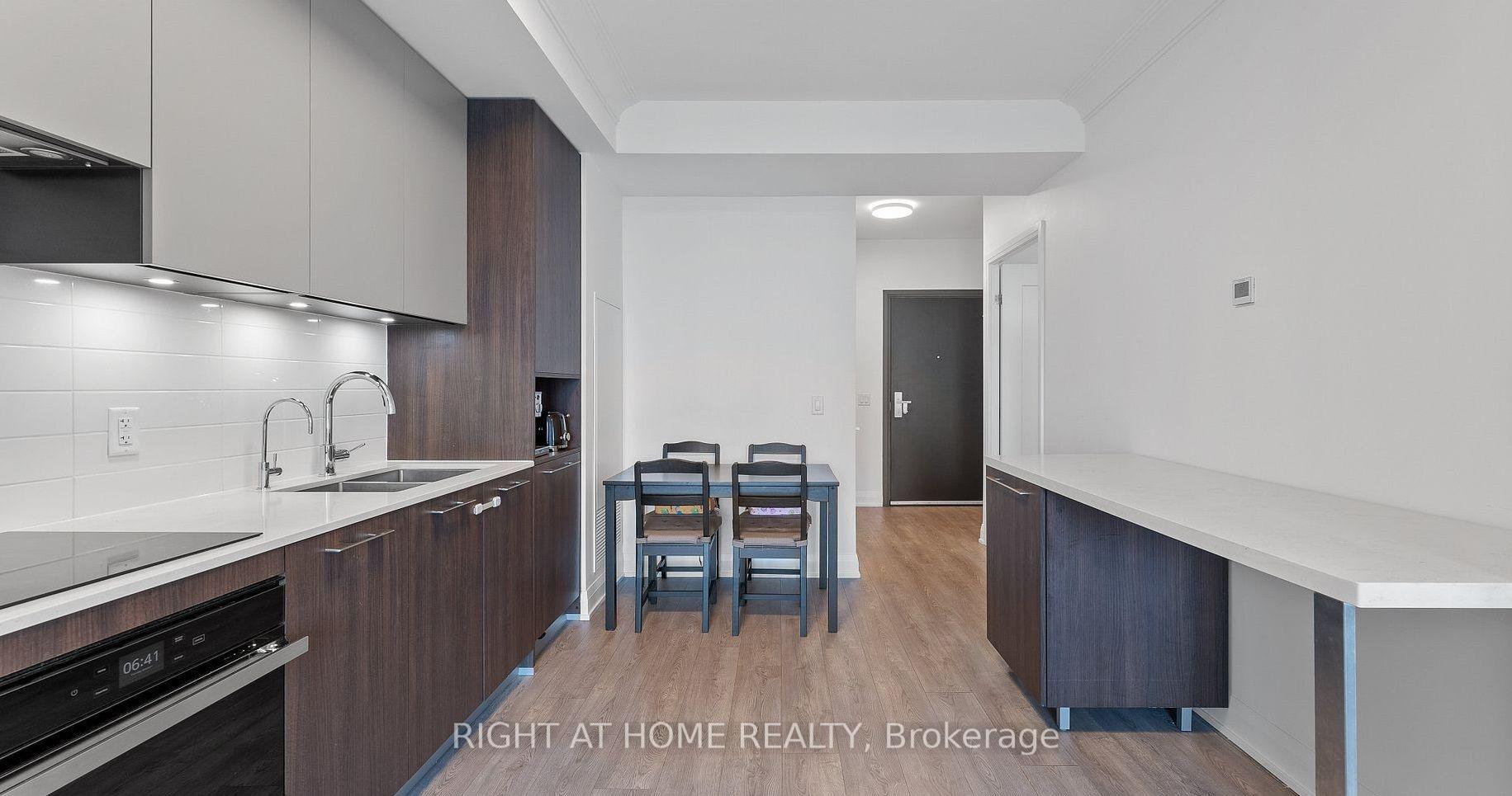 Photo 26 of Unit 3206, 8 Water Walk Drive, Markham, Unionville — HOMEH