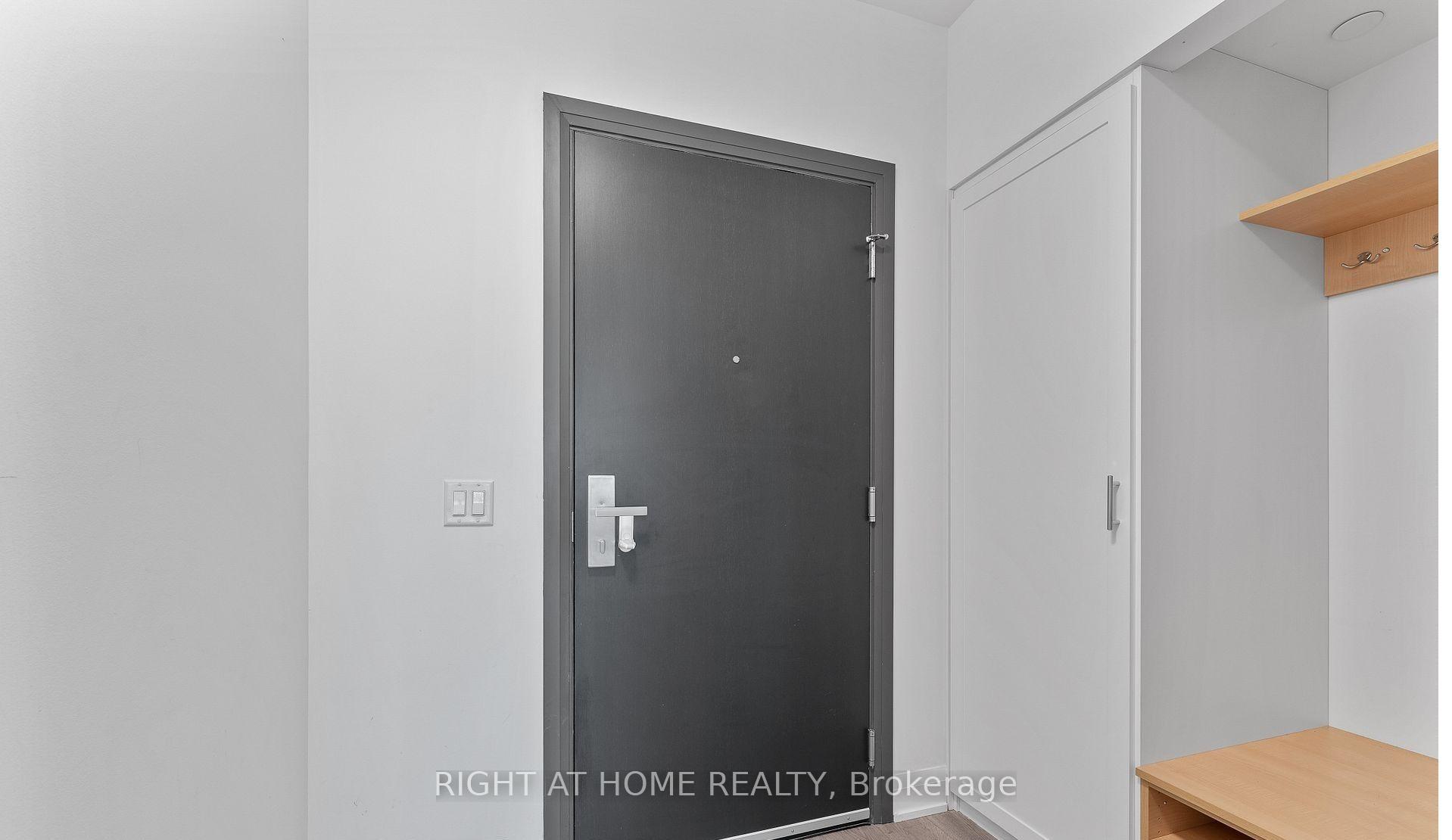 Photo 28 of Unit 3206, 8 Water Walk Drive, Markham, Unionville — HOMEH