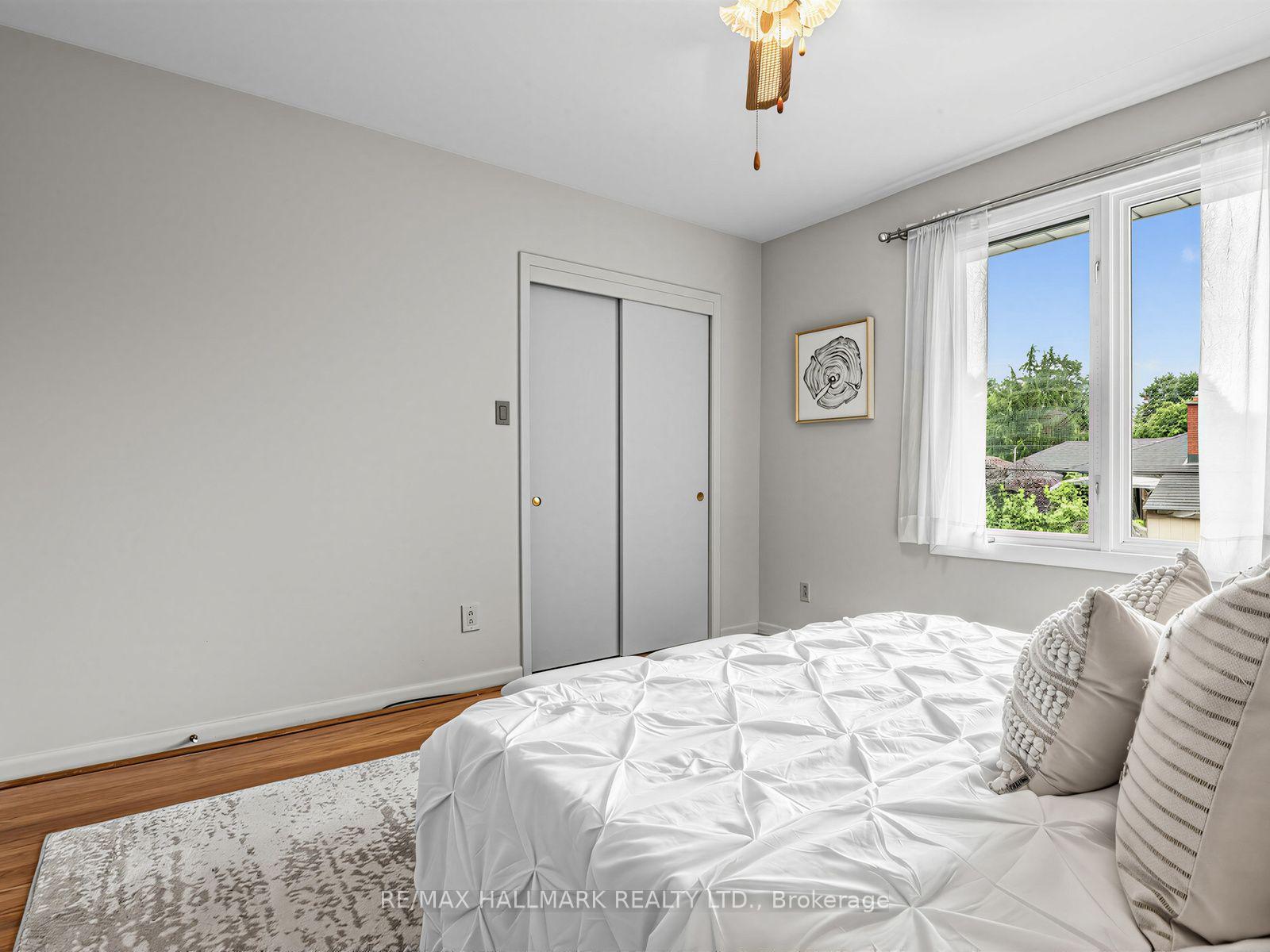 Photo 19 of 23 Lynnbrook Drive, Scarborough, Woburn — HOMEH
