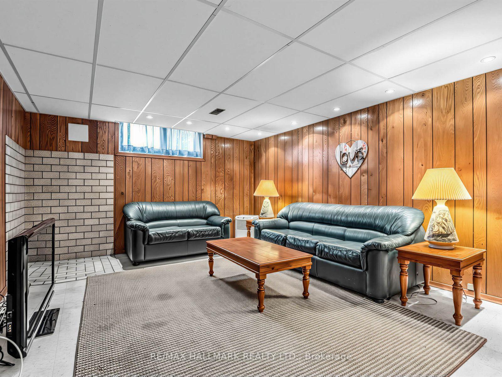 Photo 27 of 23 Lynnbrook Drive, Scarborough, Woburn — HOMEH