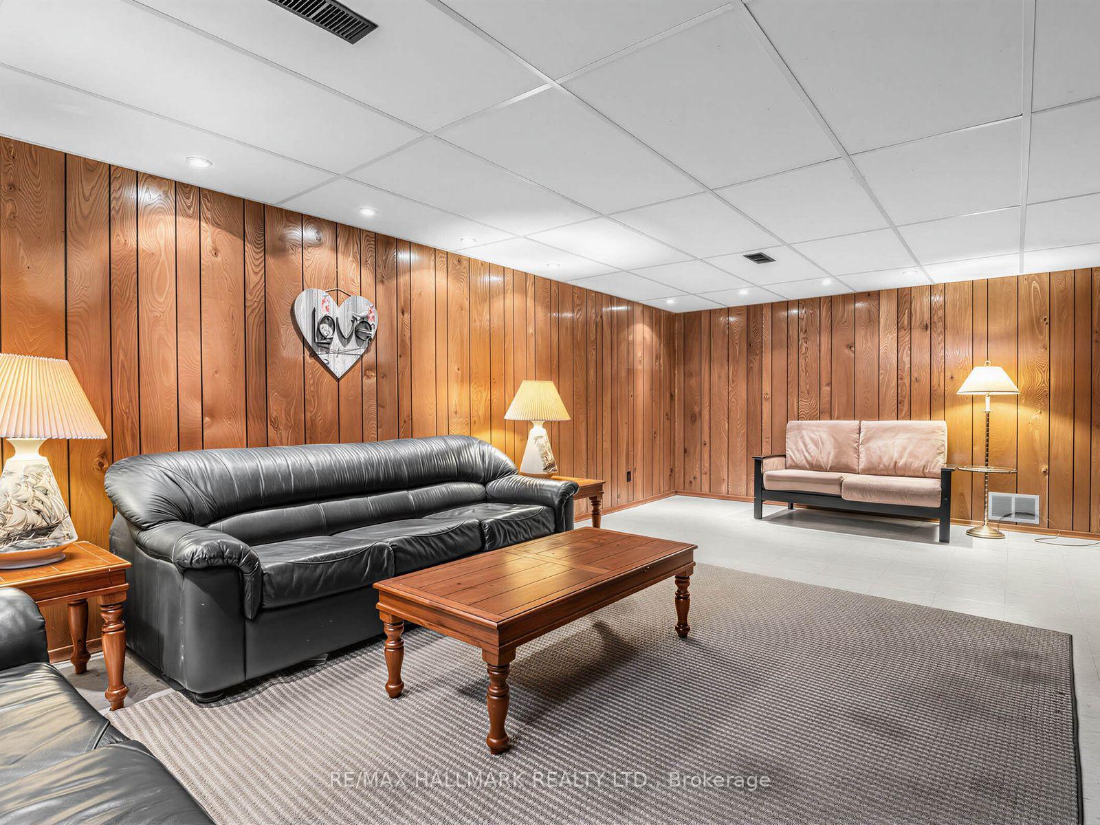 Photo 28 of 23 Lynnbrook Drive, Scarborough, Woburn — HOMEH