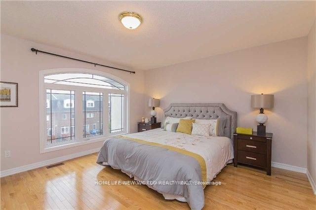 Photo 8 of Unit Upper, 6 Altamont Road, North York, Newtonbrook West — HOMEH
