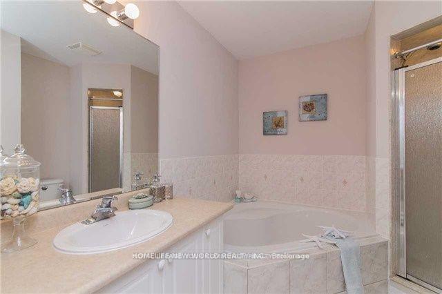 Photo 10 of Unit Upper, 6 Altamont Road, North York, Newtonbrook West — HOMEH