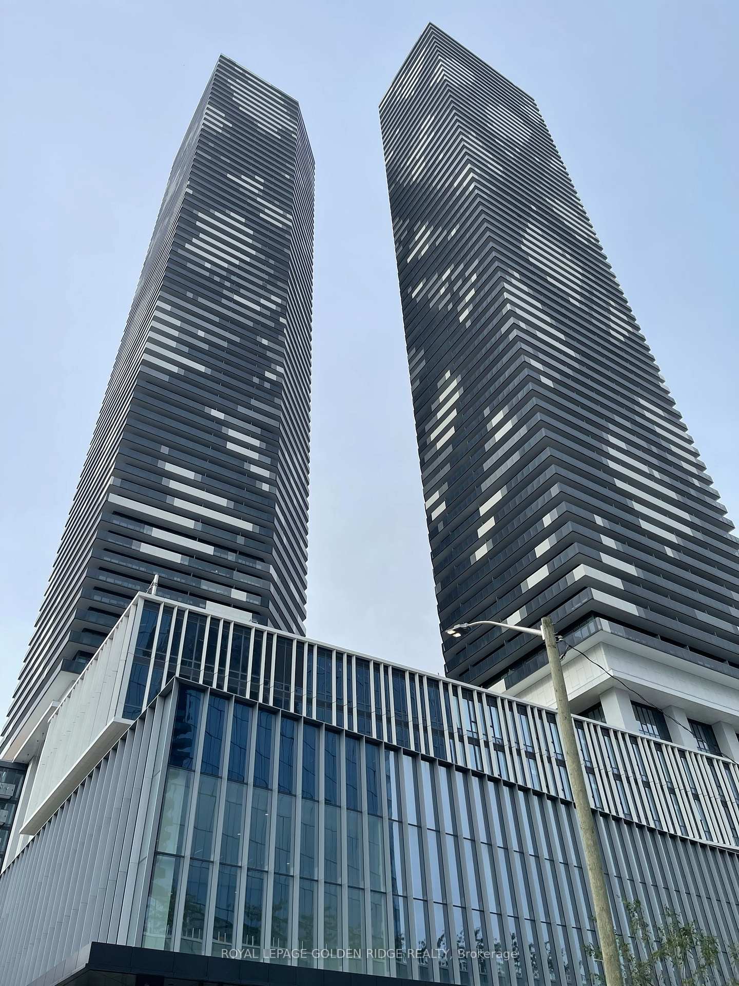 Photo 3 of Unit 6812, 55 cooper Street, Toronto, Waterfront Communities — HOMEH