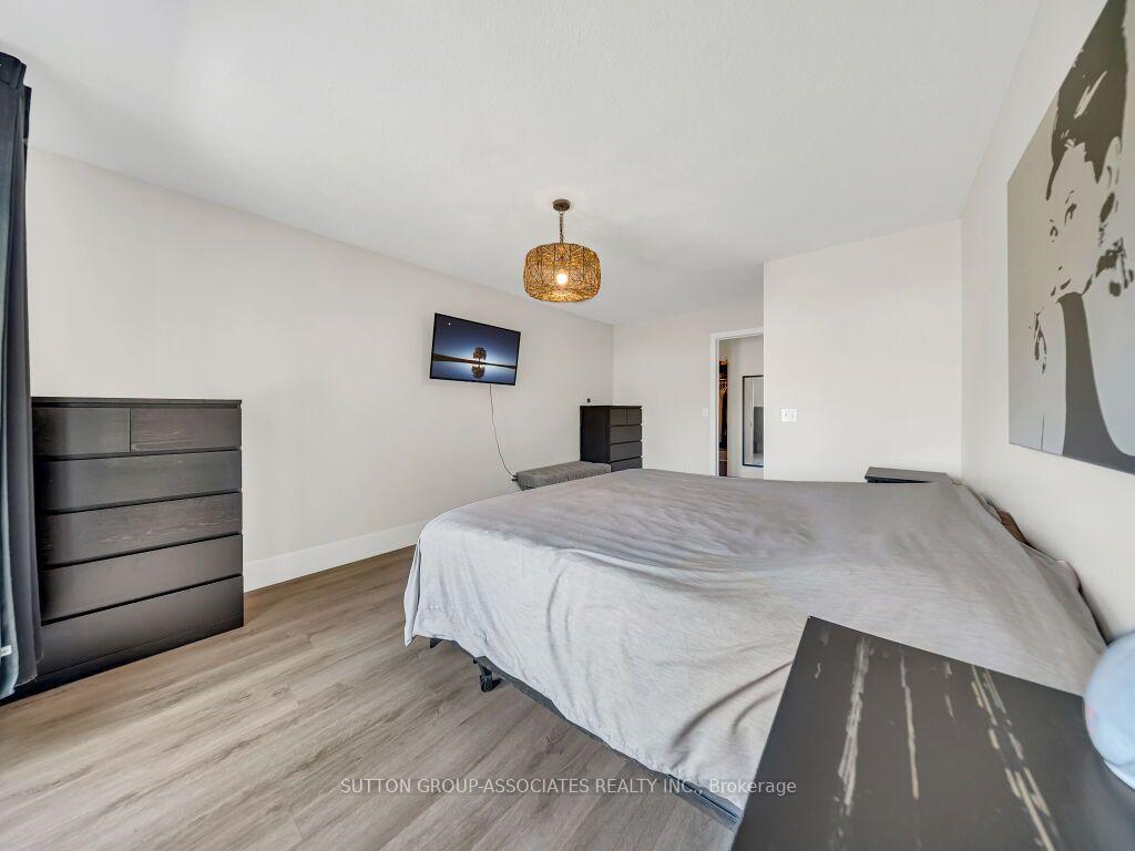 Photo 17 of 396 Grange Road, Guelph, Grange Road — HOMEH