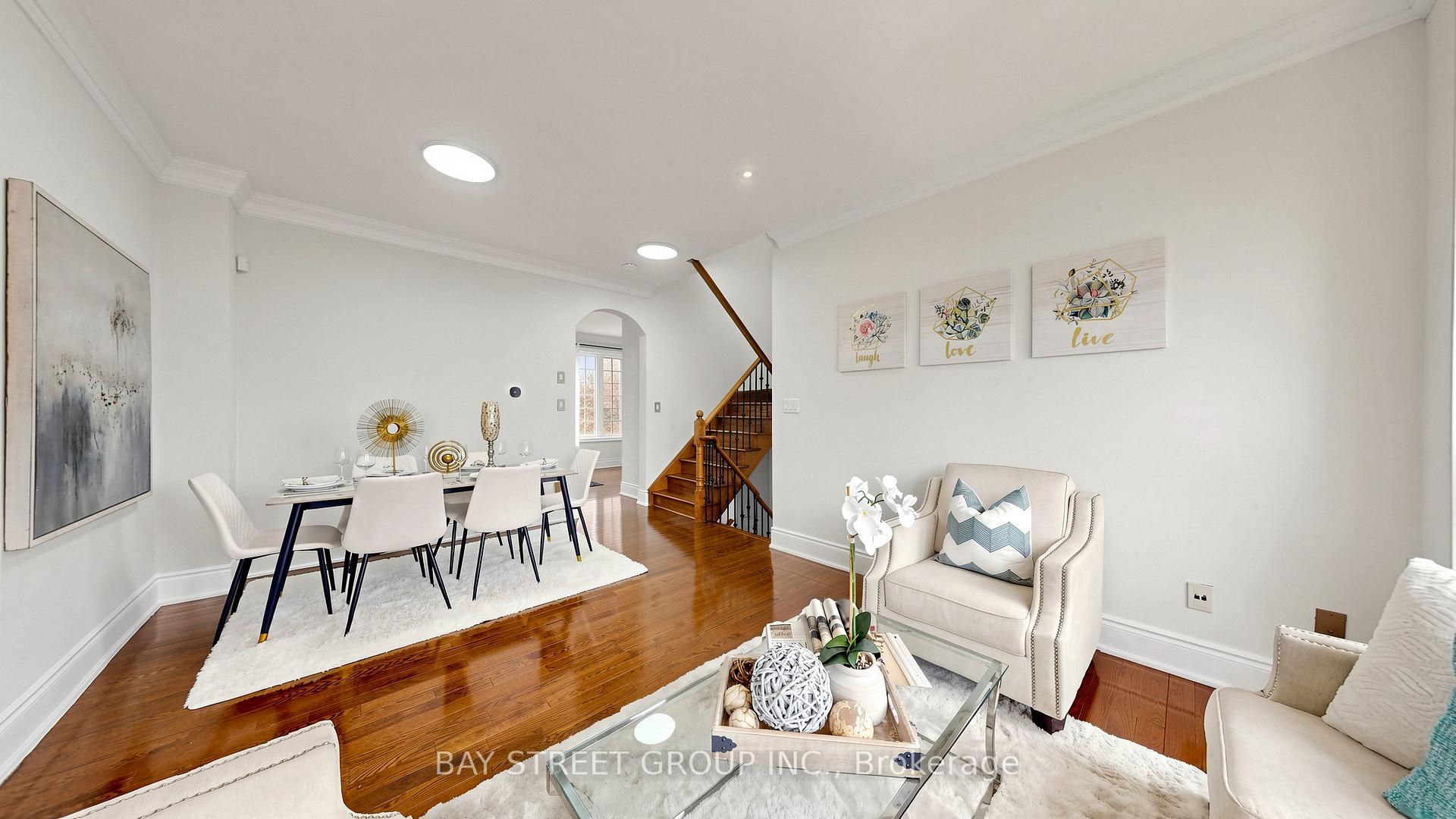 Photo 7 of 97 Zokol Drive, Aurora, Bayview Northeast — HOMEH