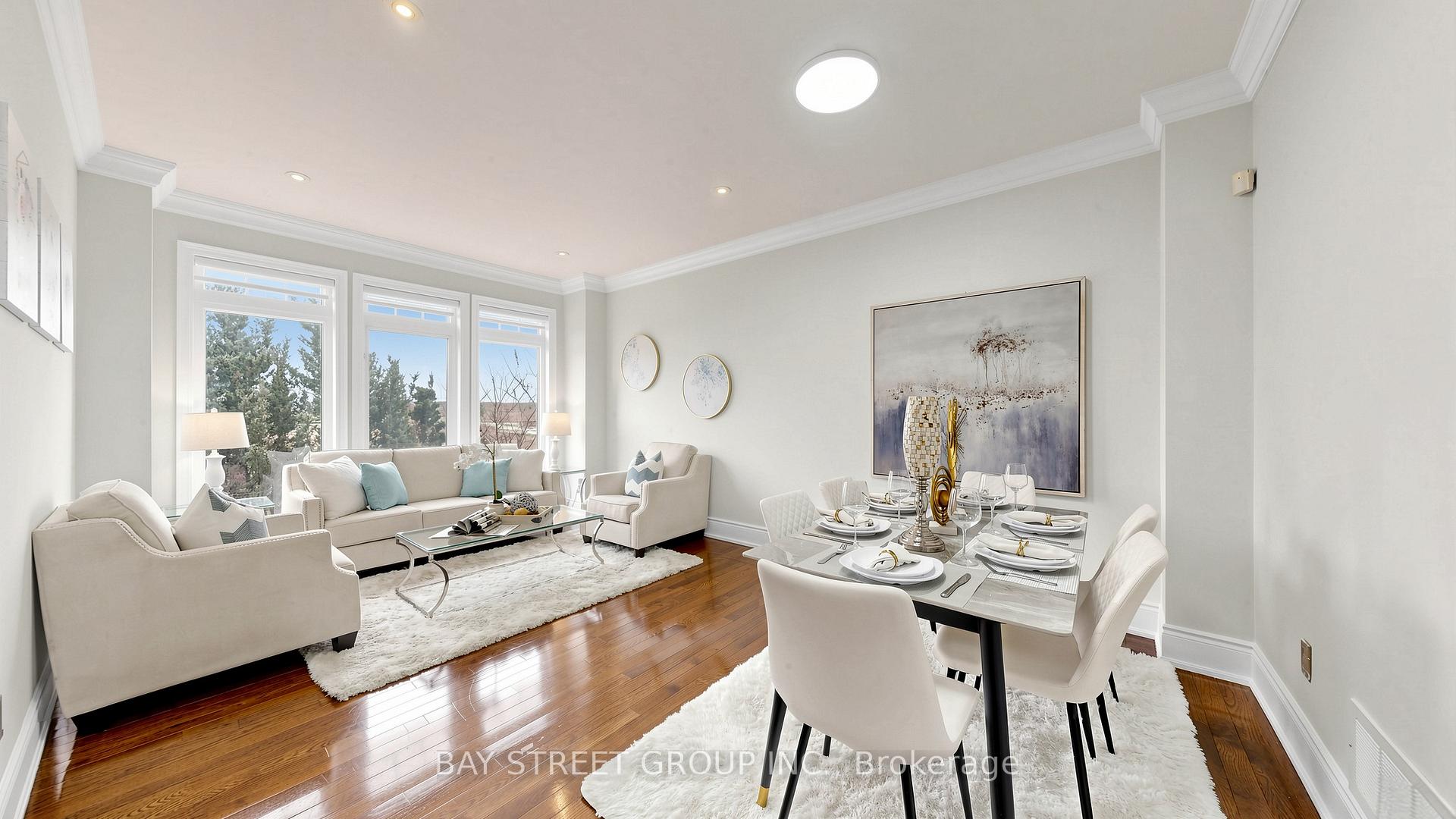 Photo 9 of 97 Zokol Drive, Aurora, Bayview Northeast — HOMEH