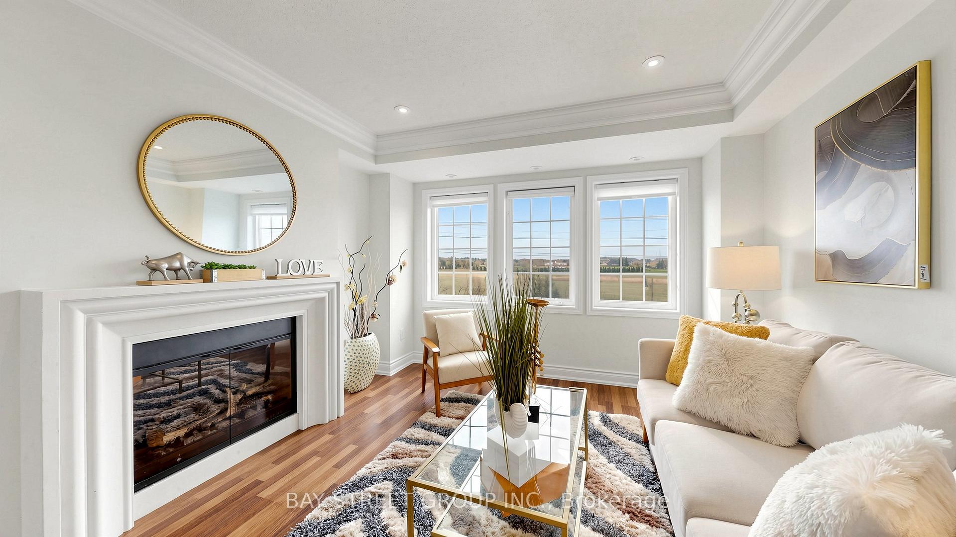 Photo 20 of 97 Zokol Drive, Aurora, Bayview Northeast — HOMEH