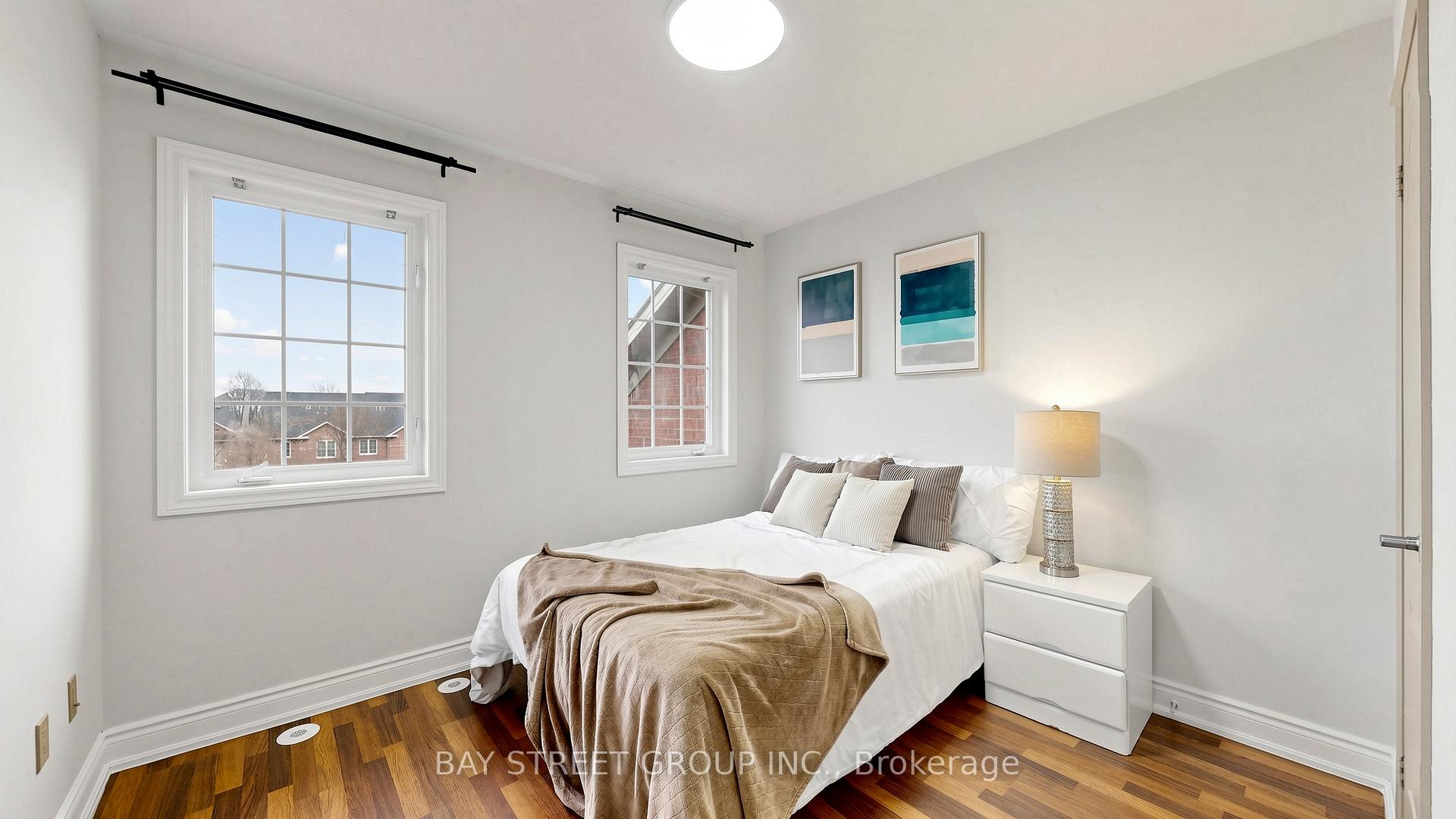 Photo 27 of 97 Zokol Drive, Aurora, Bayview Northeast — HOMEH