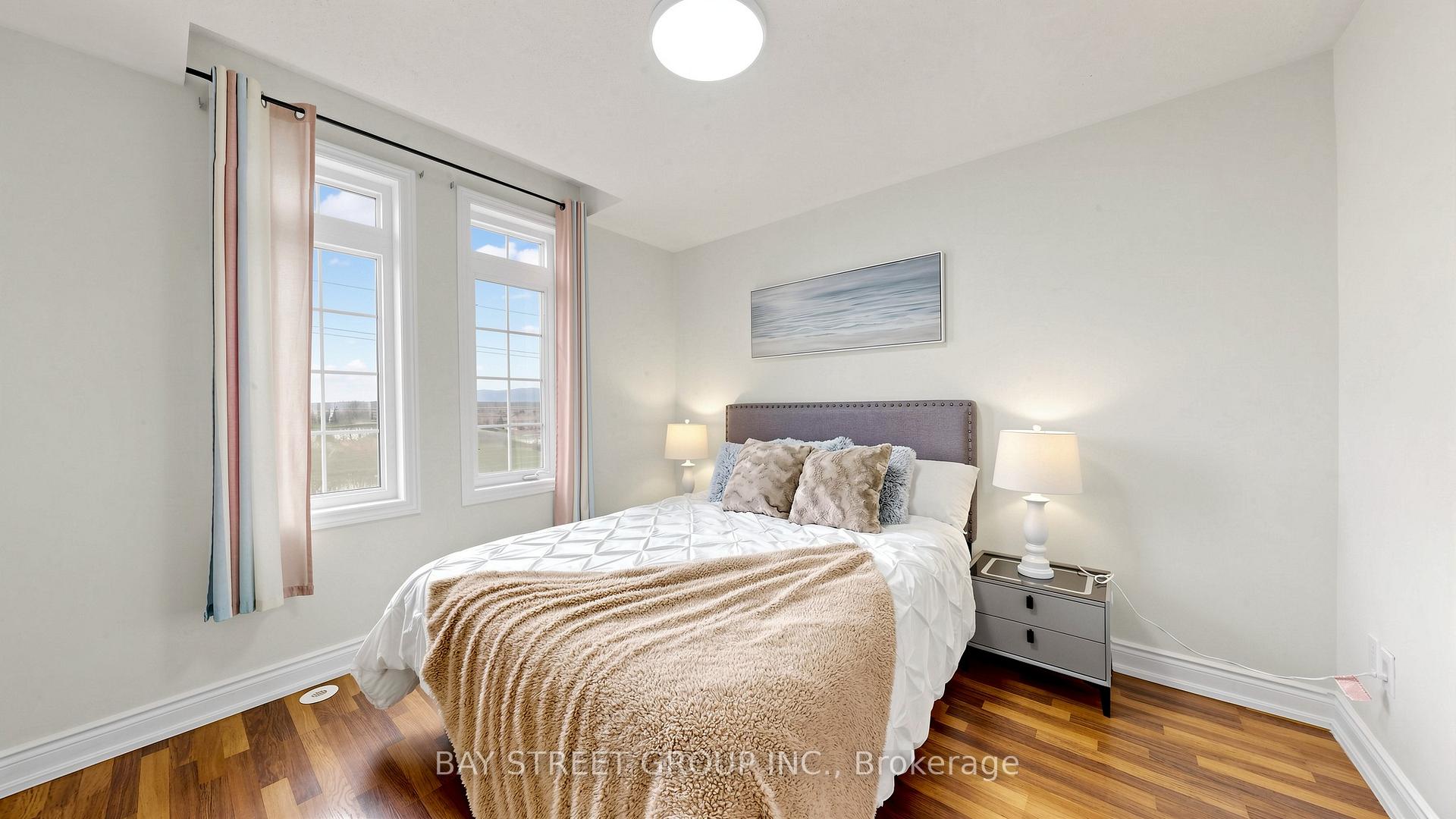 Photo 28 of 97 Zokol Drive, Aurora, Bayview Northeast — HOMEH