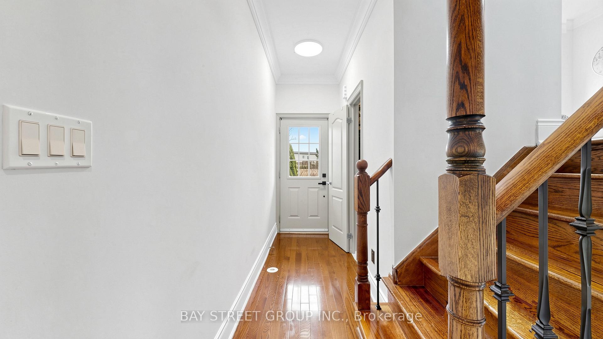 Photo 36 of 97 Zokol Drive, Aurora, Bayview Northeast — HOMEH