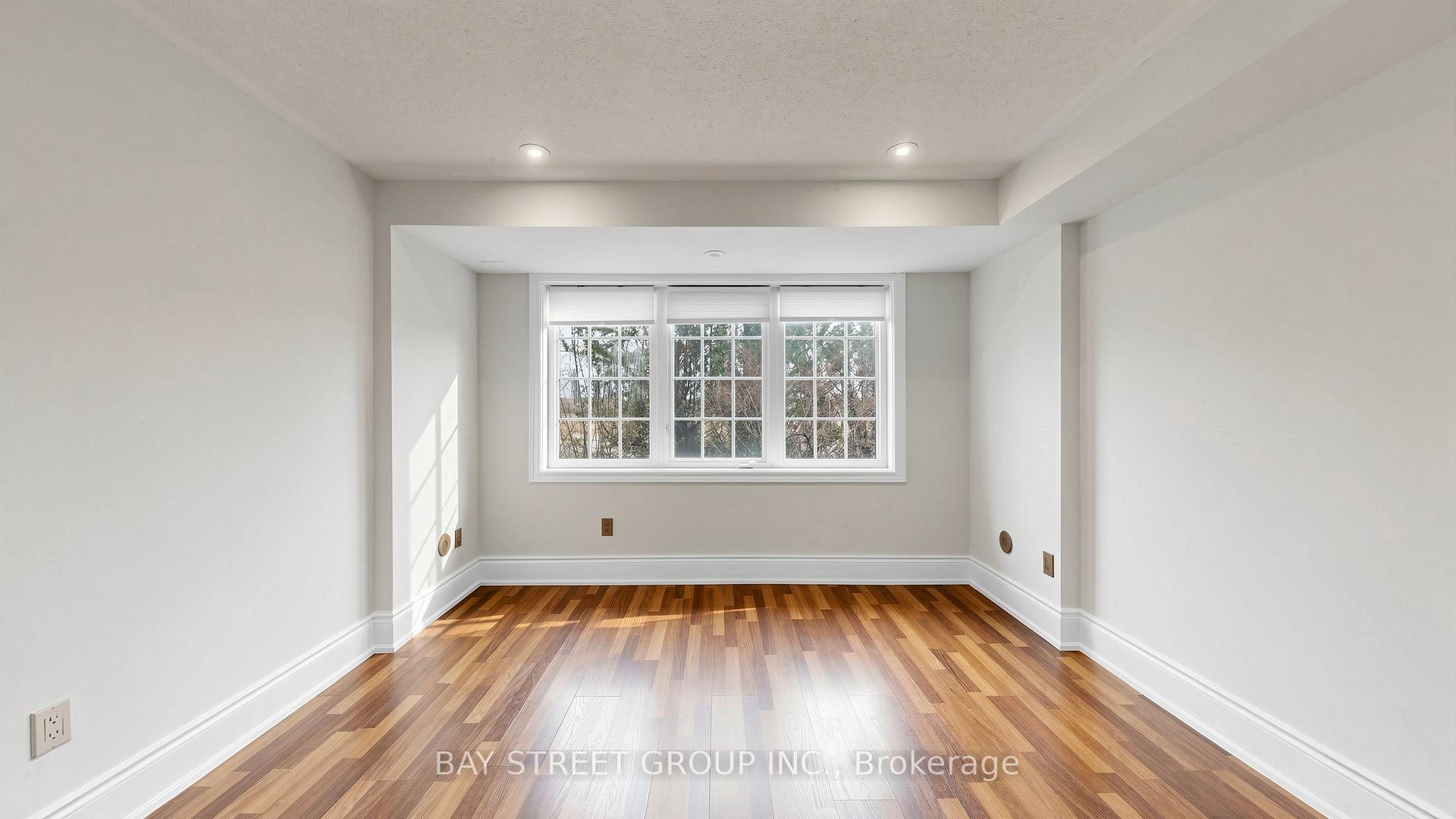 Photo 39 of 97 Zokol Drive, Aurora, Bayview Northeast — HOMEH