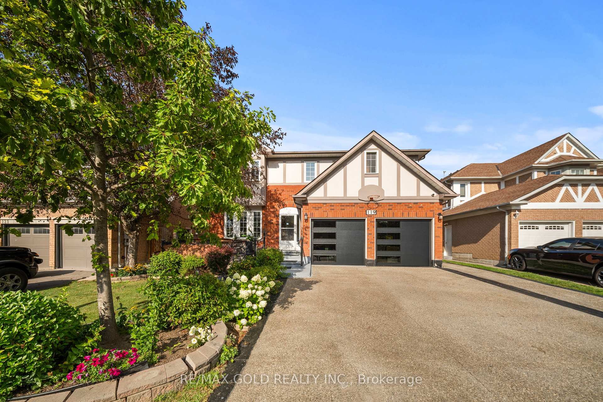 Photo 3 of 119 Mountainash Road, Brampton, Sandringham-Wellington — HOMEH