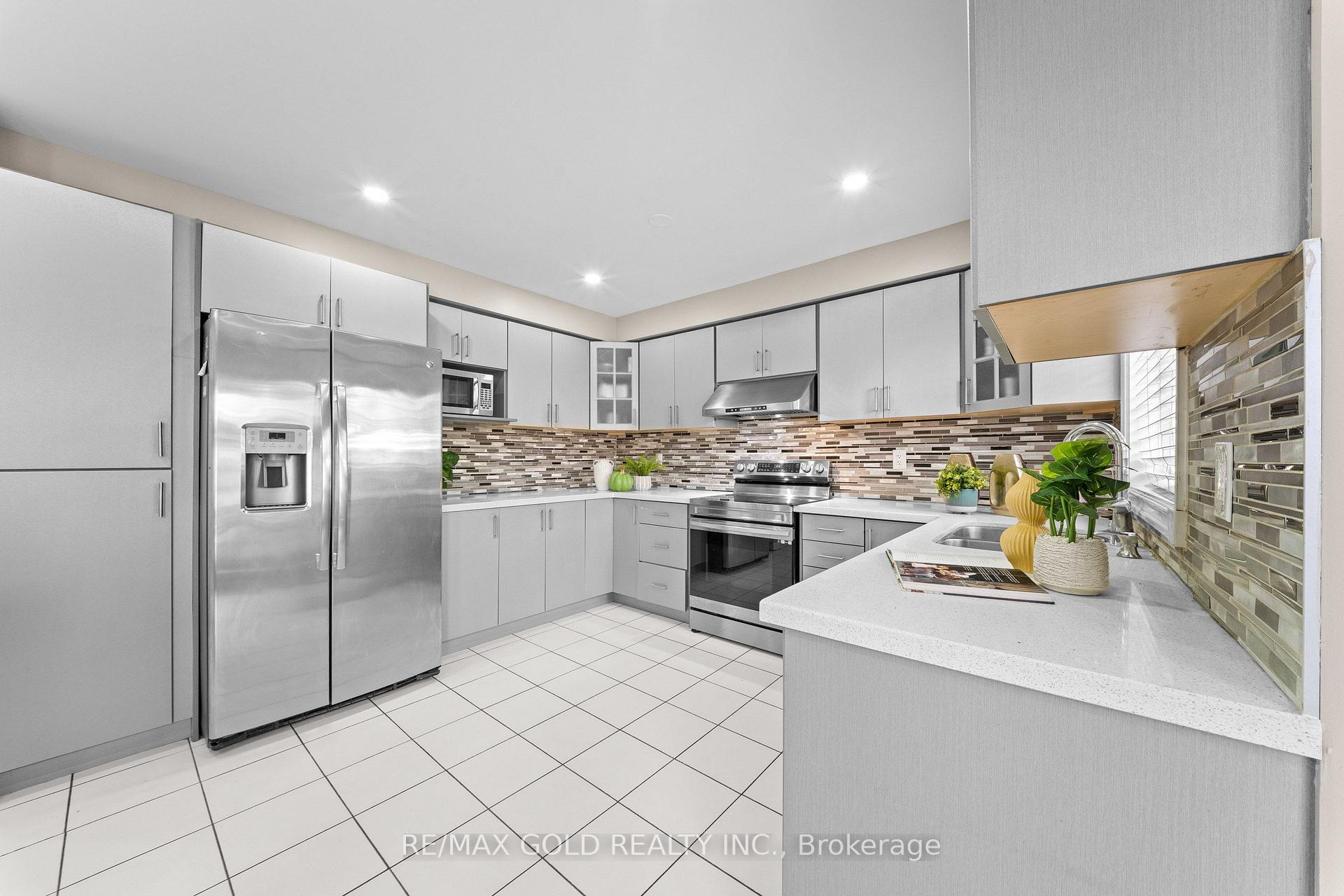 Photo 20 of 119 Mountainash Road, Brampton, Sandringham-Wellington — HOMEH