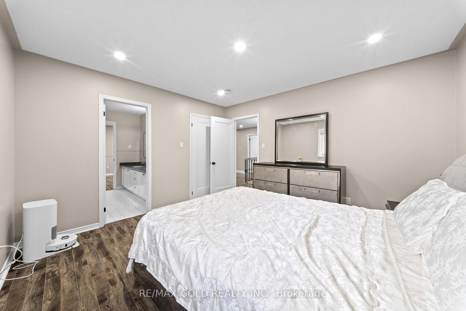 Photo 60 of 119 Mountainash Road, Brampton, Sandringham-Wellington — HOMEH