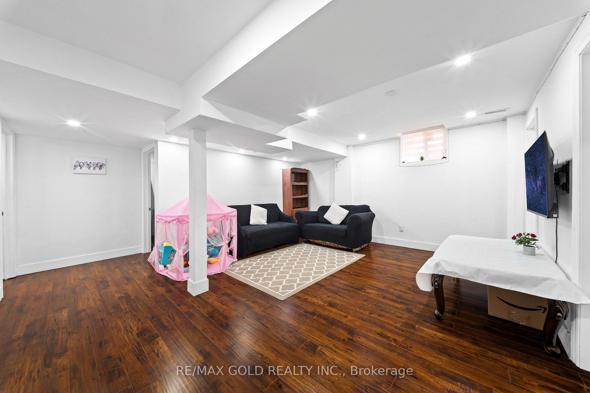 Photo 68 of 119 Mountainash Road, Brampton, Sandringham-Wellington — HOMEH