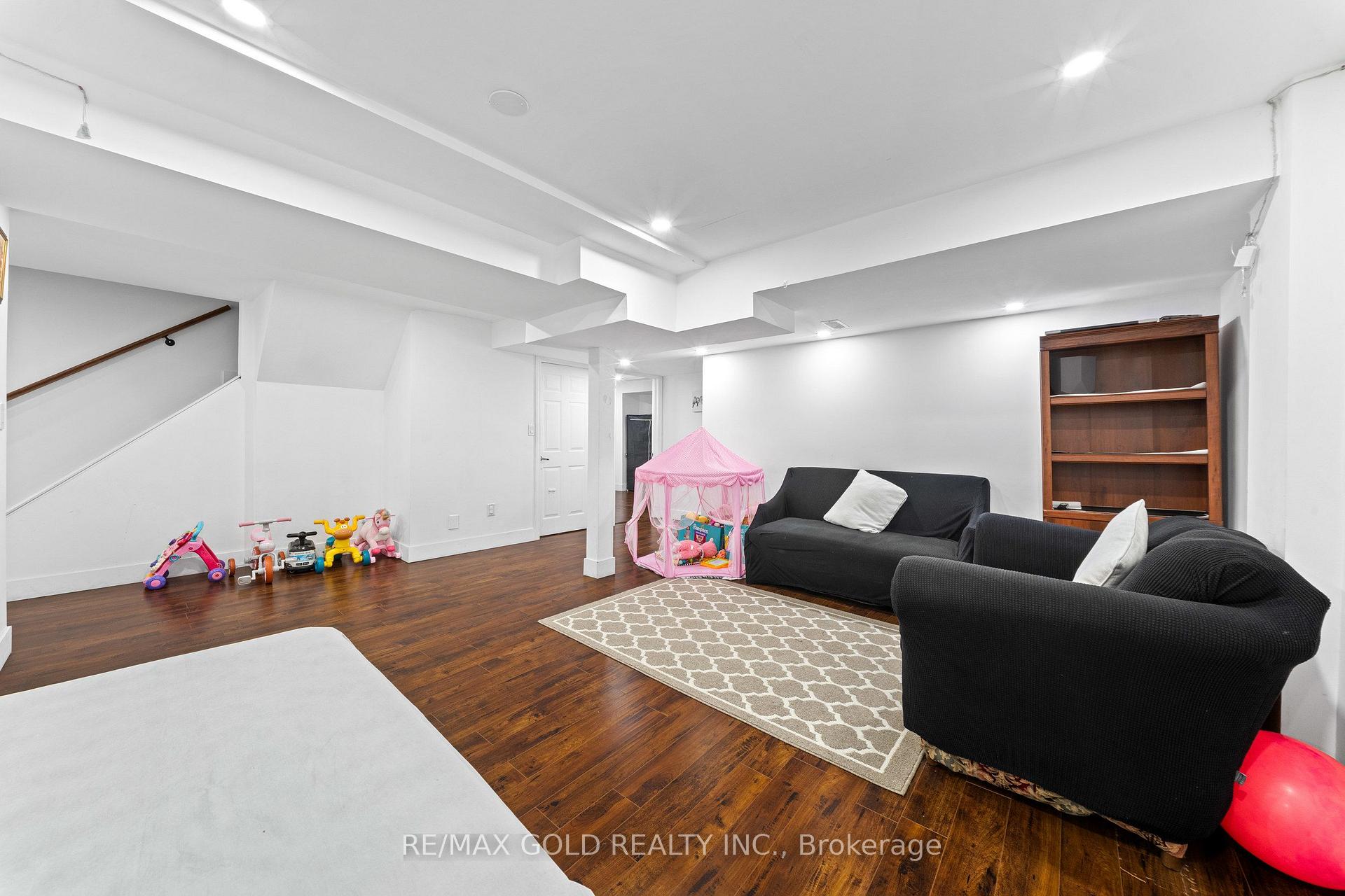 Photo 70 of 119 Mountainash Road, Brampton, Sandringham-Wellington — HOMEH