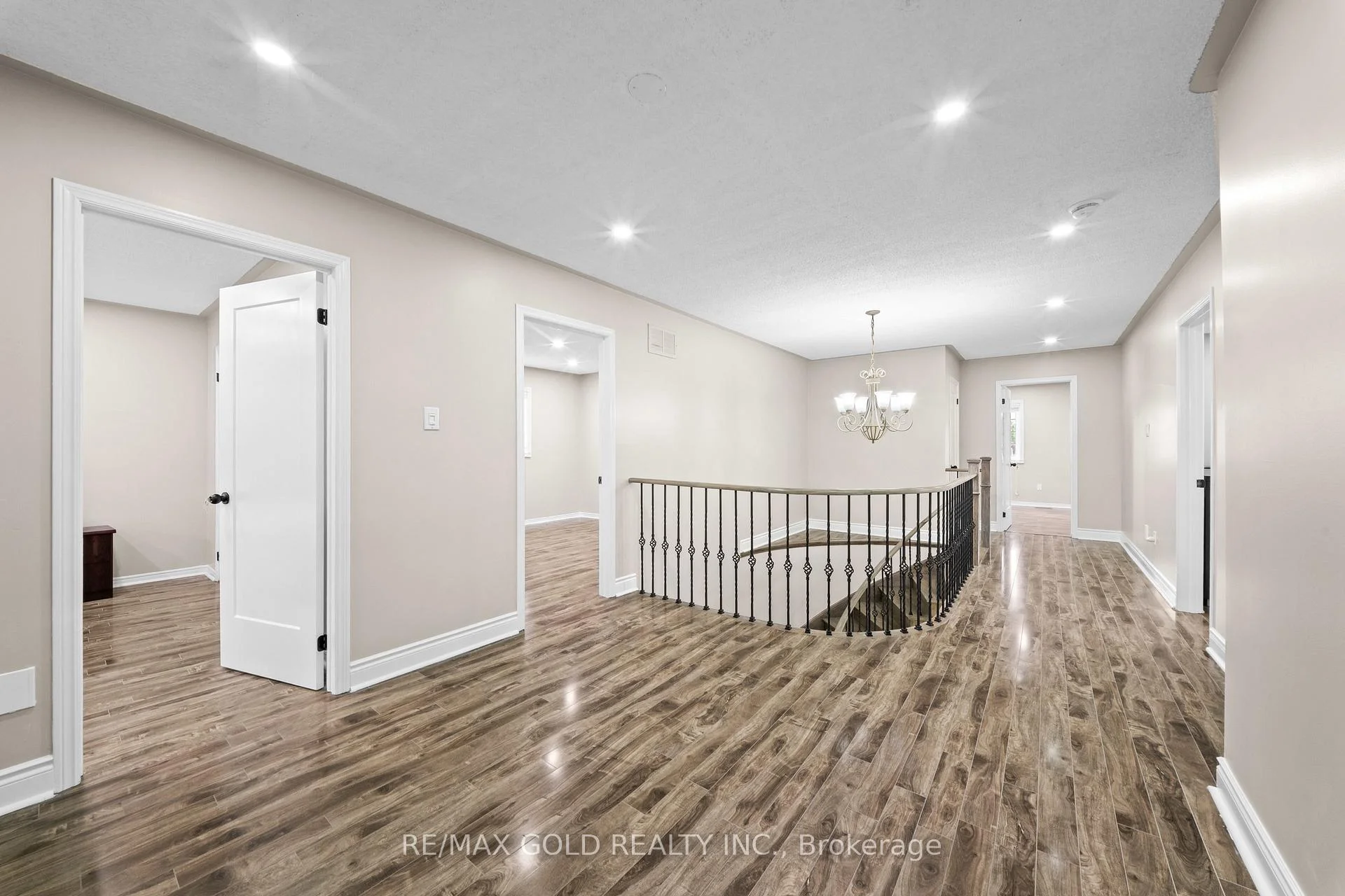 Photo 13 of 119 Mountainash Road, Brampton, Sandringham-Wellington — HOMEH