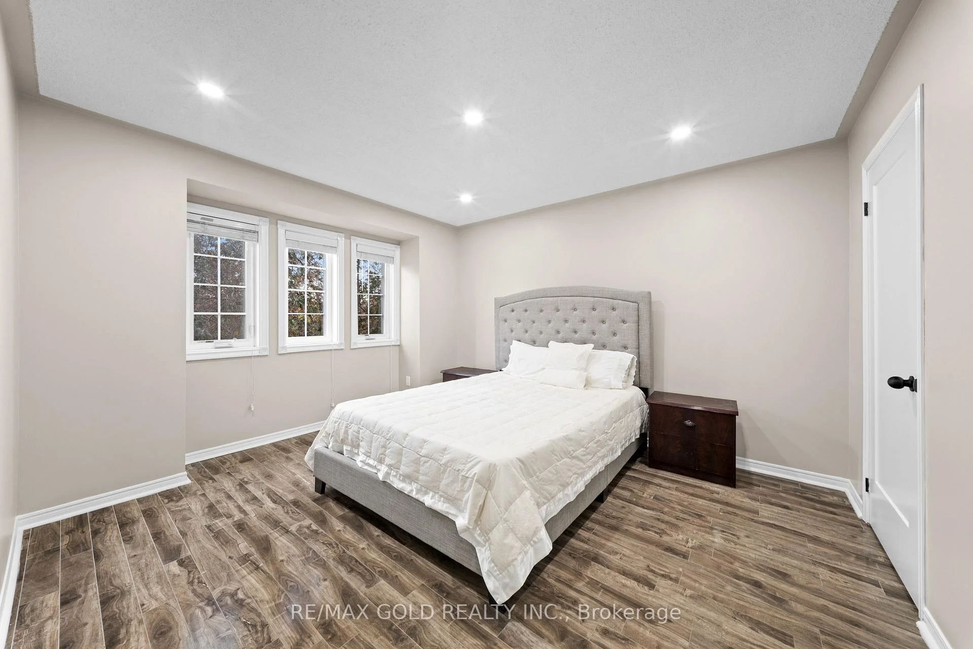 Photo 15 of 119 Mountainash Road, Brampton, Sandringham-Wellington — HOMEH