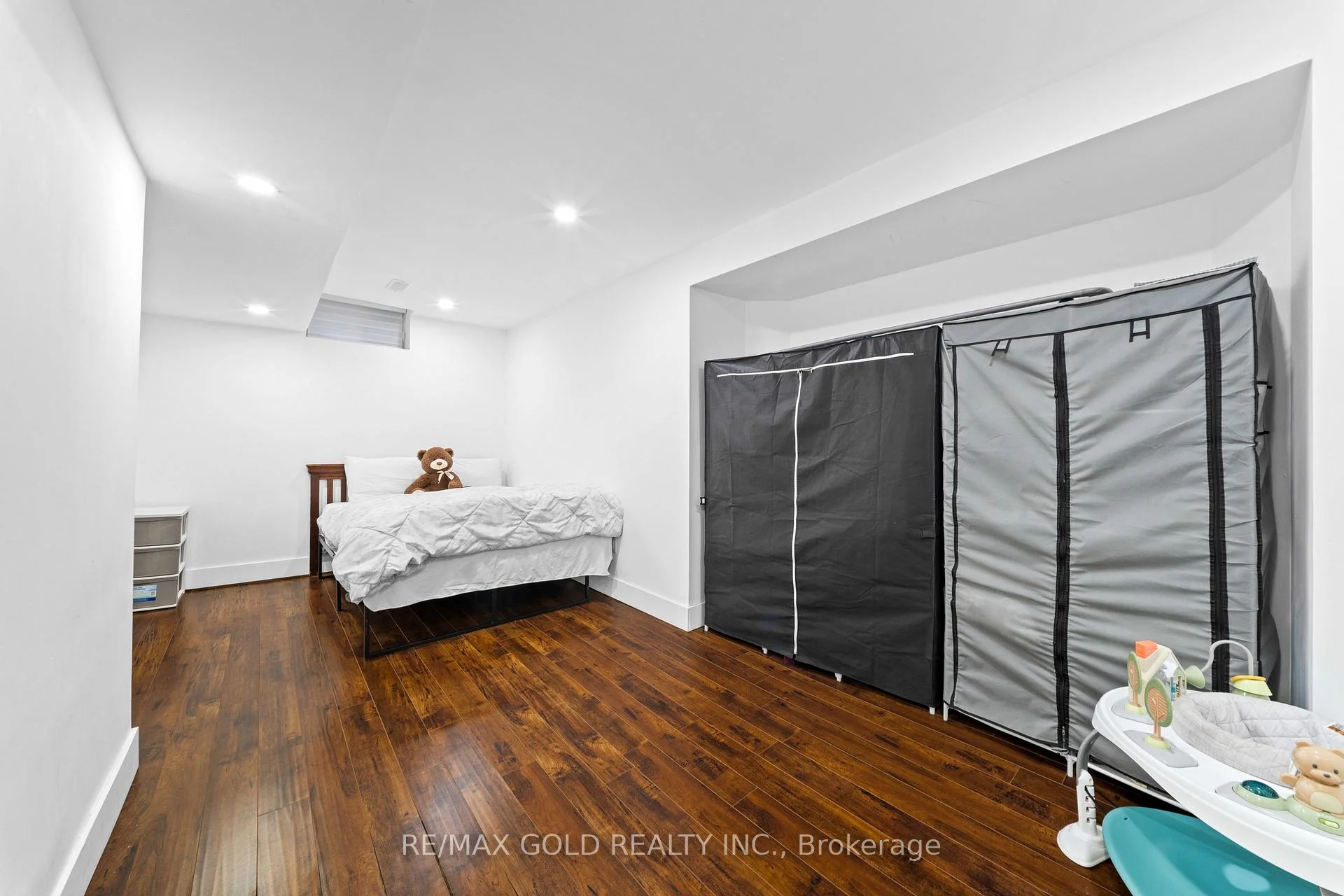 Photo 23 of 119 Mountainash Road, Brampton, Sandringham-Wellington — HOMEH
