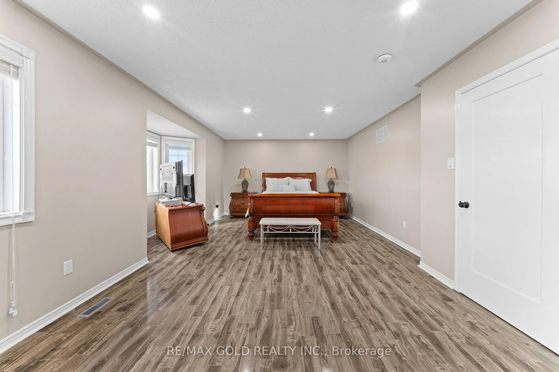 Photo 78 of 119 Mountainash Road, Brampton, Sandringham-Wellington — HOMEH