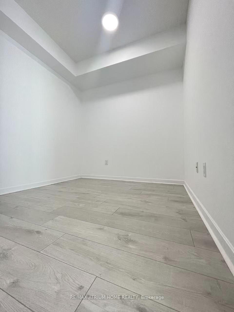 Photo 5 of Unit 806, 62 Forest Manor Road, North York, Henry Farm — HOMEH