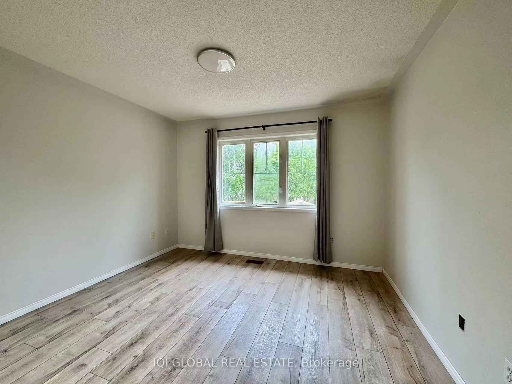Photo 13 of 10 Saffron Street, Markham, Greensborough — HOMEH