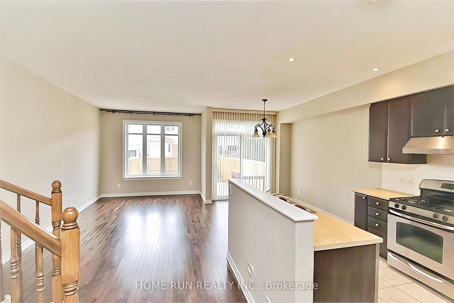 Photo 7 of 270 Jersey Tea Circle, Ottawa, Riverside South/Gloucester Glen — HOMEH