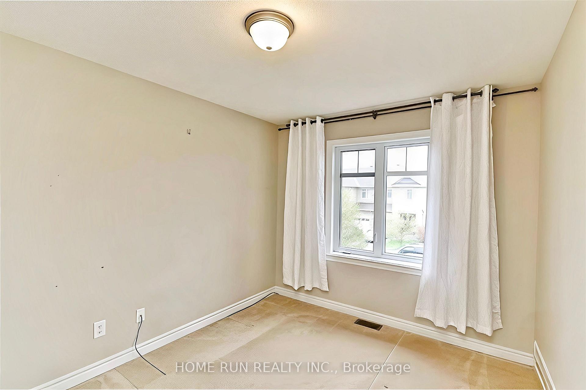 Photo 16 of 270 Jersey Tea Circle, Ottawa, Riverside South/Gloucester Glen — HOMEH