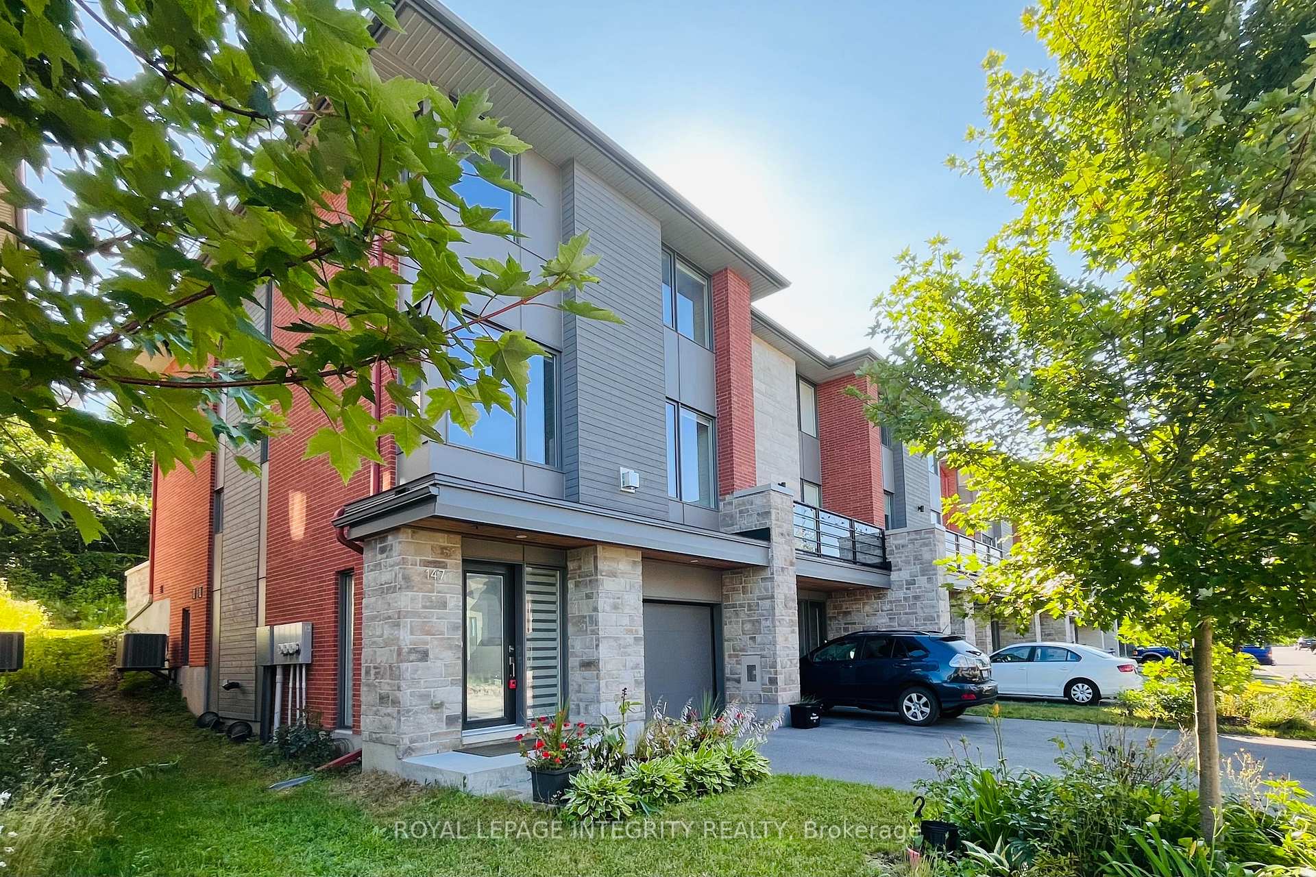Photo 2 of 147 Boundstone Way, Ottawa, Kanata - Kanata Lakes/Heritage Hills — HOMEH
