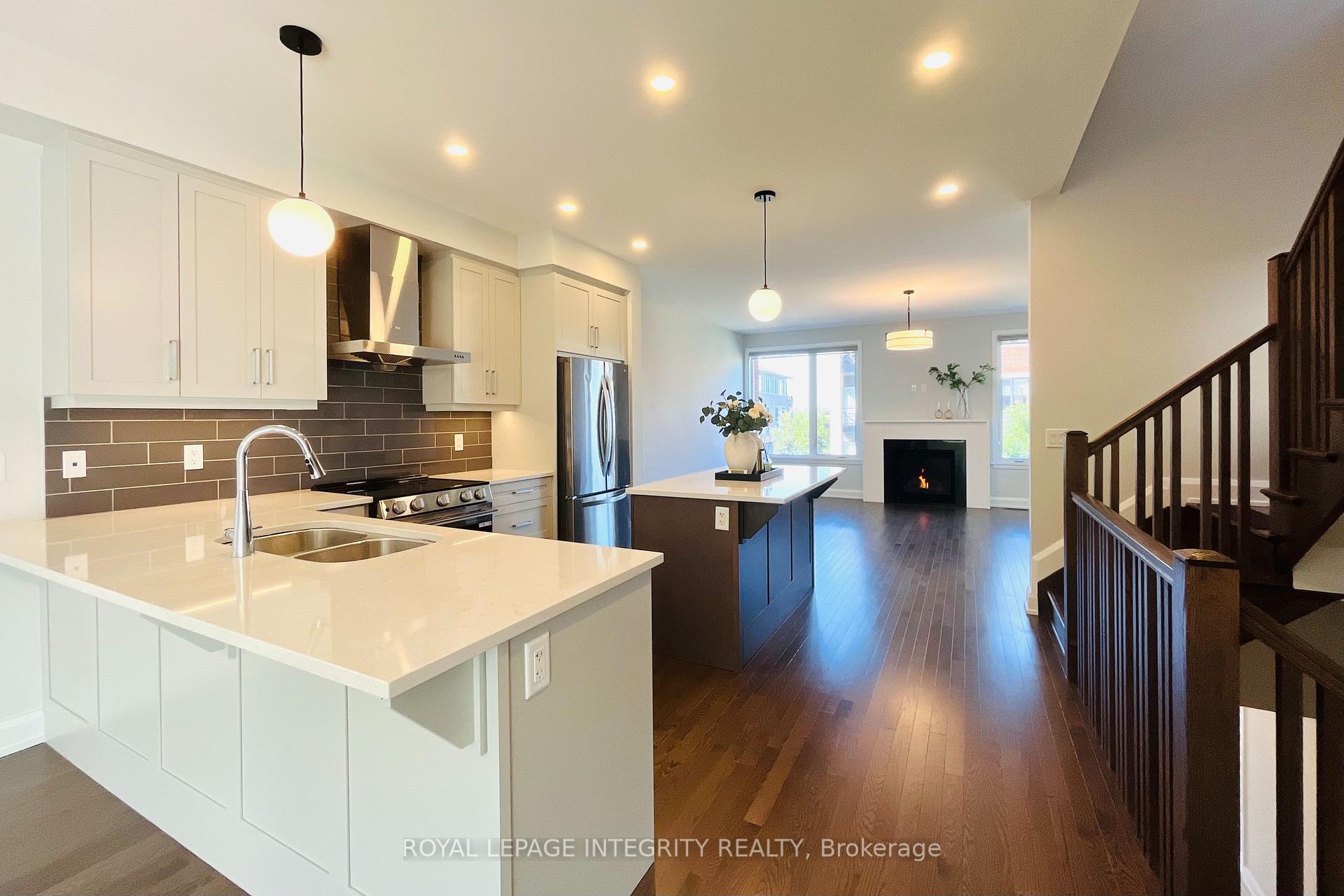 Photo 11 of 147 Boundstone Way, Ottawa, Kanata - Kanata Lakes/Heritage Hills — HOMEH