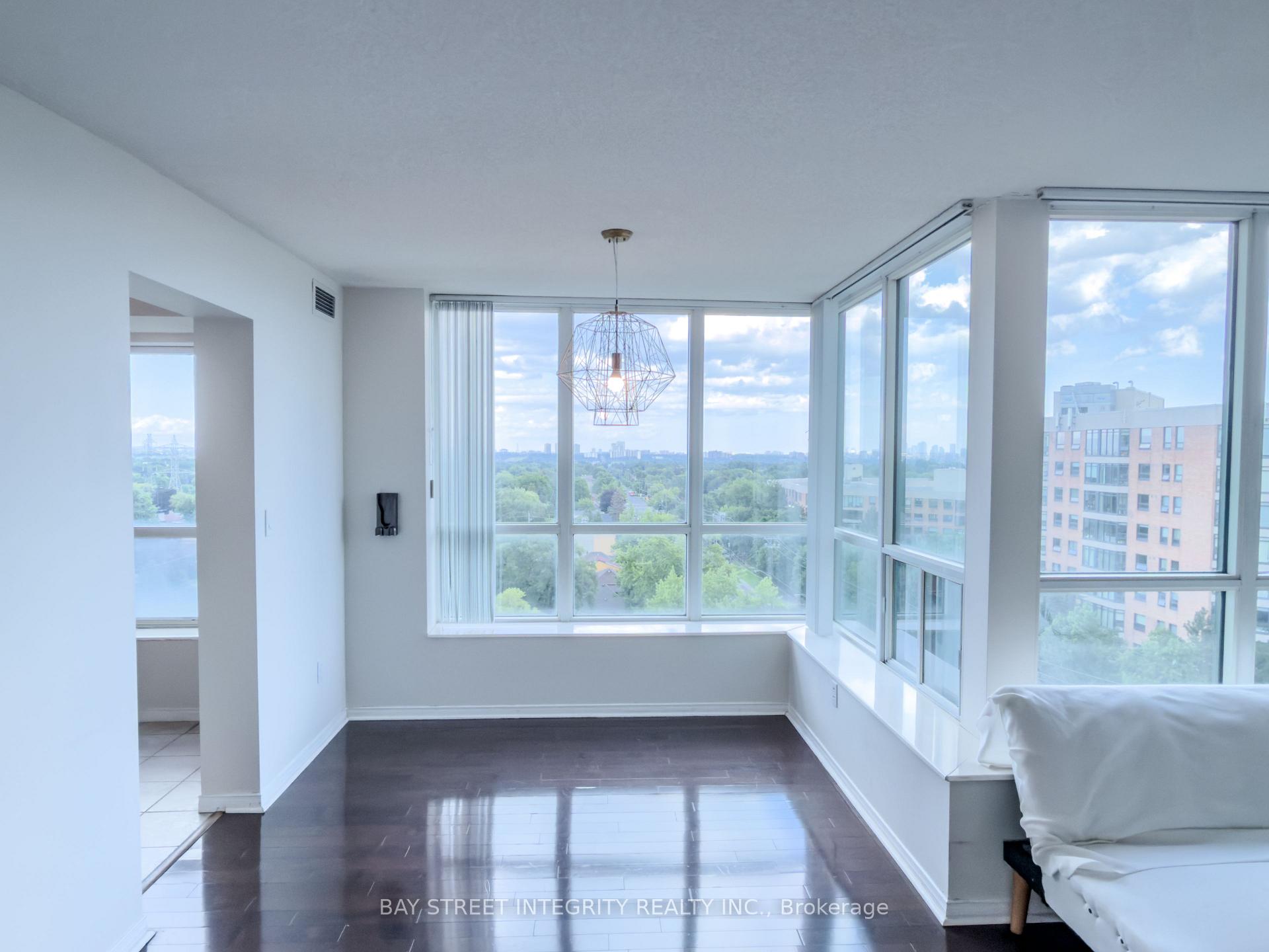 Photo 6 of Unit Lph13, 39 Pemberton Avenue, North York, Newtonbrook East — HOMEH