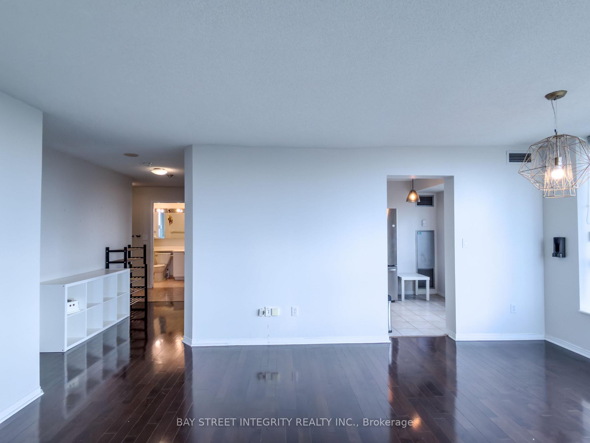 Photo 11 of Unit Lph13, 39 Pemberton Avenue, North York, Newtonbrook East — HOMEH