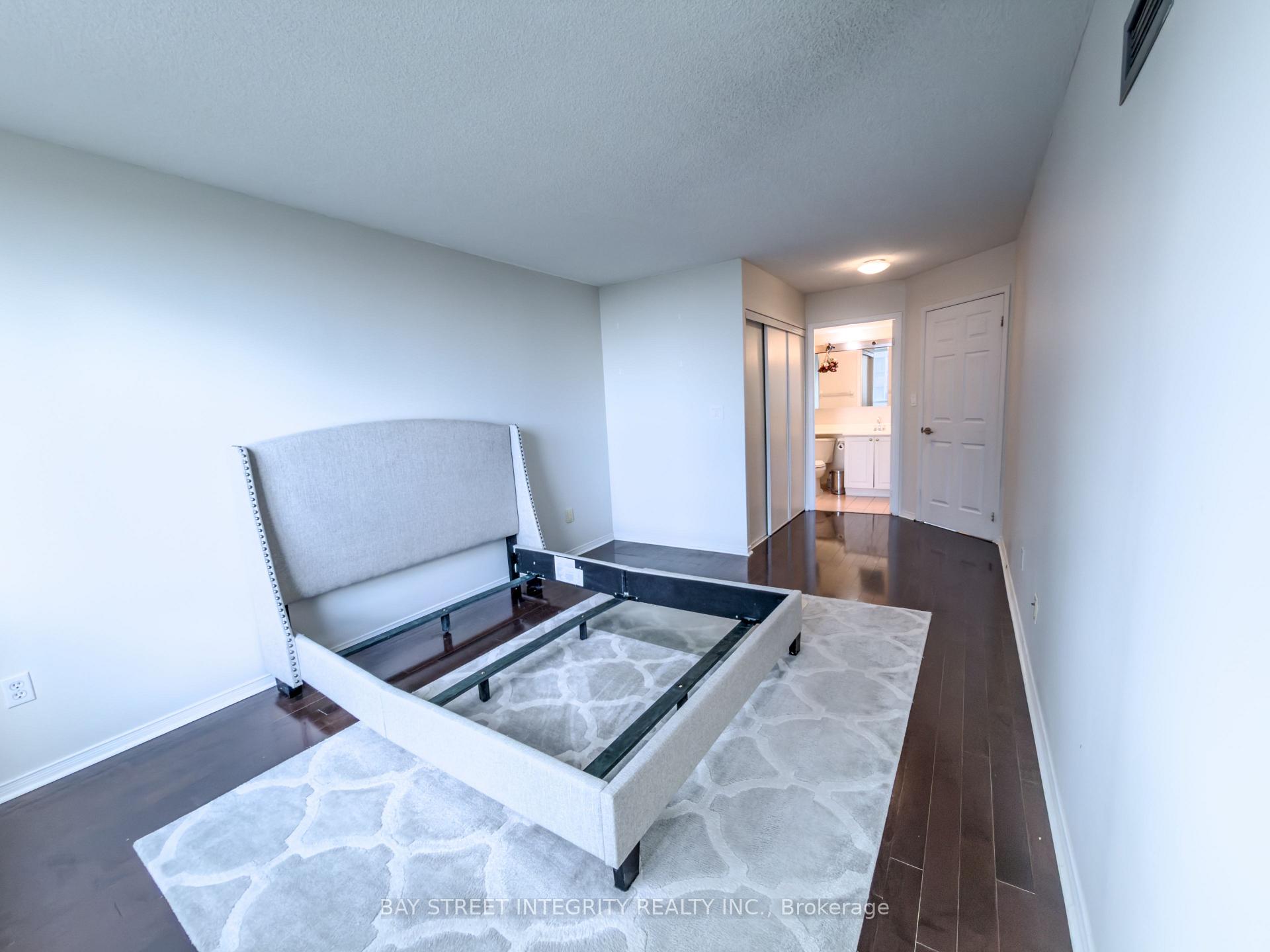 Photo 14 of Unit Lph13, 39 Pemberton Avenue, North York, Newtonbrook East — HOMEH