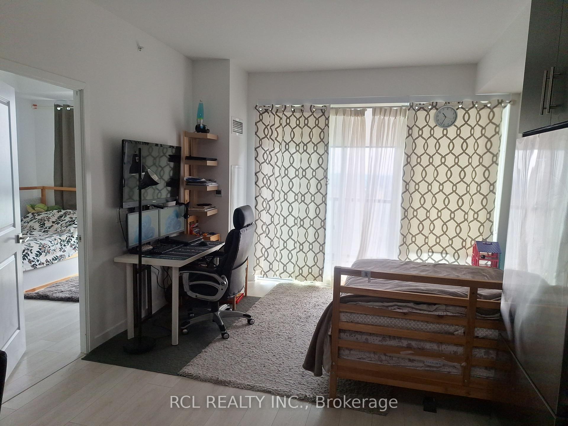 Photo 4 of Unit 1806, 85 Oneida Crescent, Richmond Hill, Langstaff — HOMEH