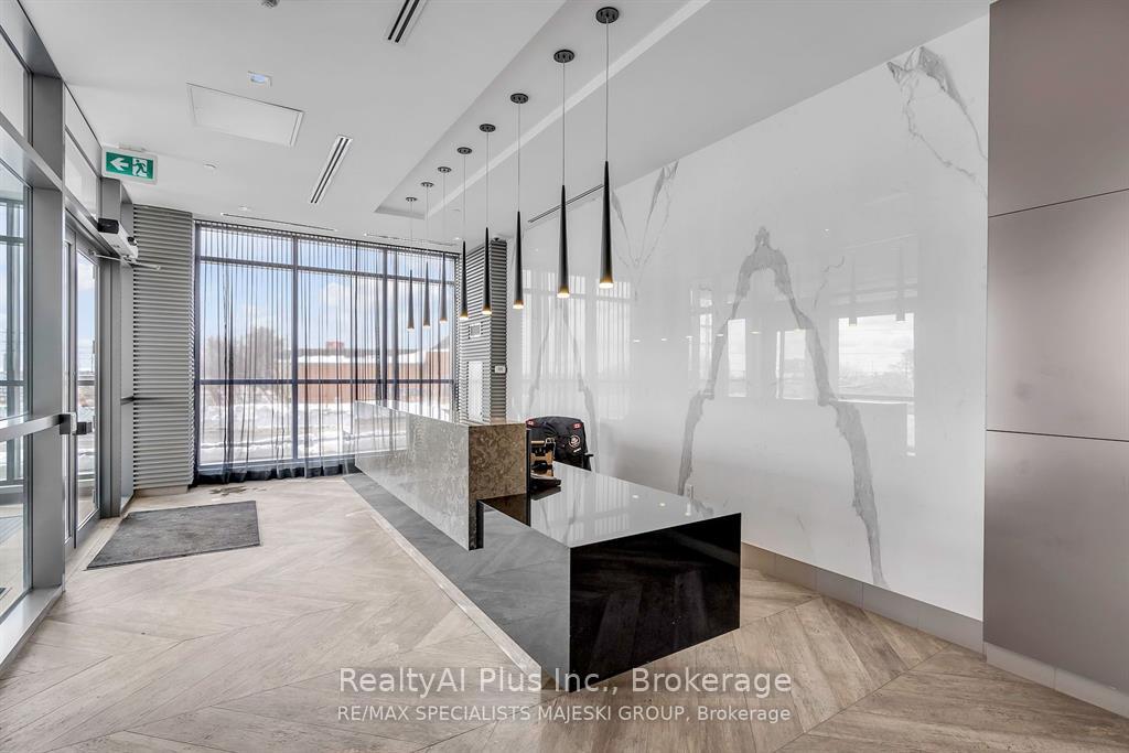 Photo 3 of Unit 804, 50 Thomas Riley Road, Etobicoke, Islington-City Centre West — HOMEH