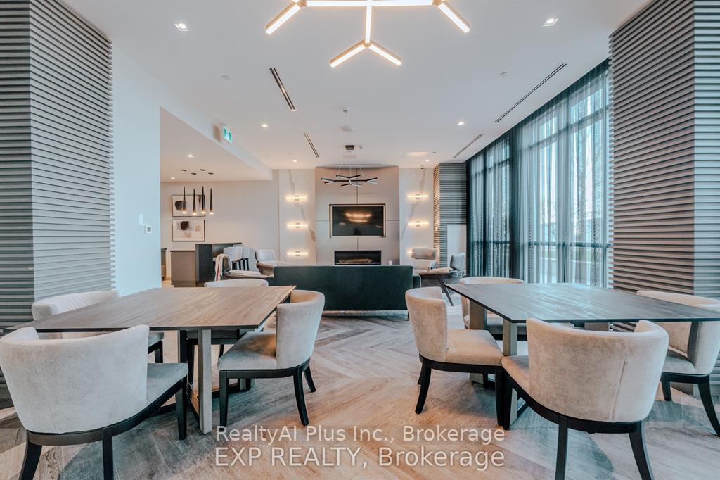 Photo 6 of Unit 804, 50 Thomas Riley Road, Etobicoke, Islington-City Centre West — HOMEH