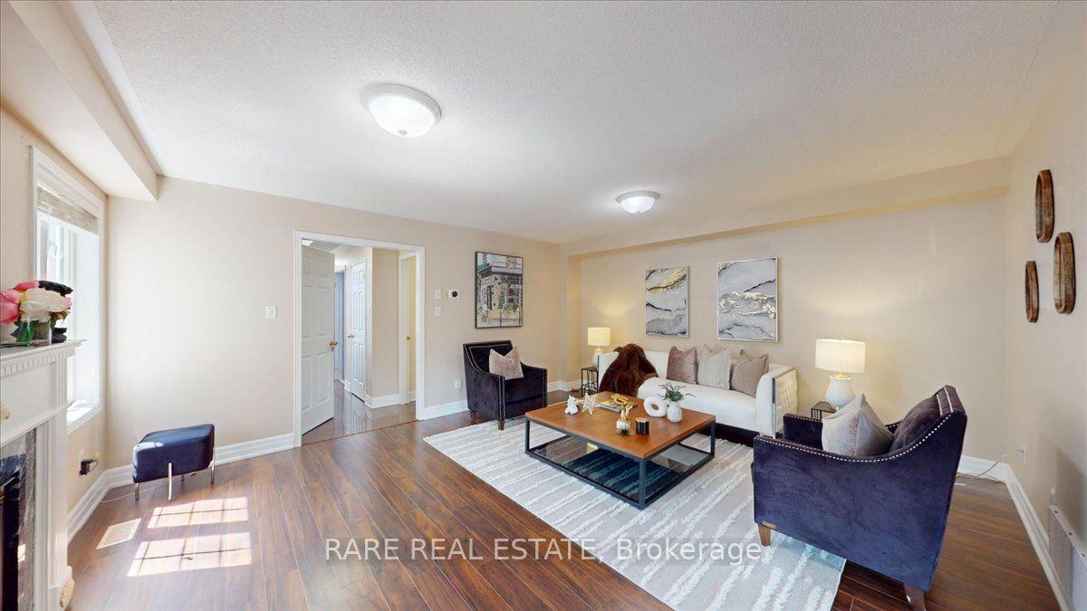Photo 3 of 1825 Hobson Drive, Burlington, Uptown — HOMEH